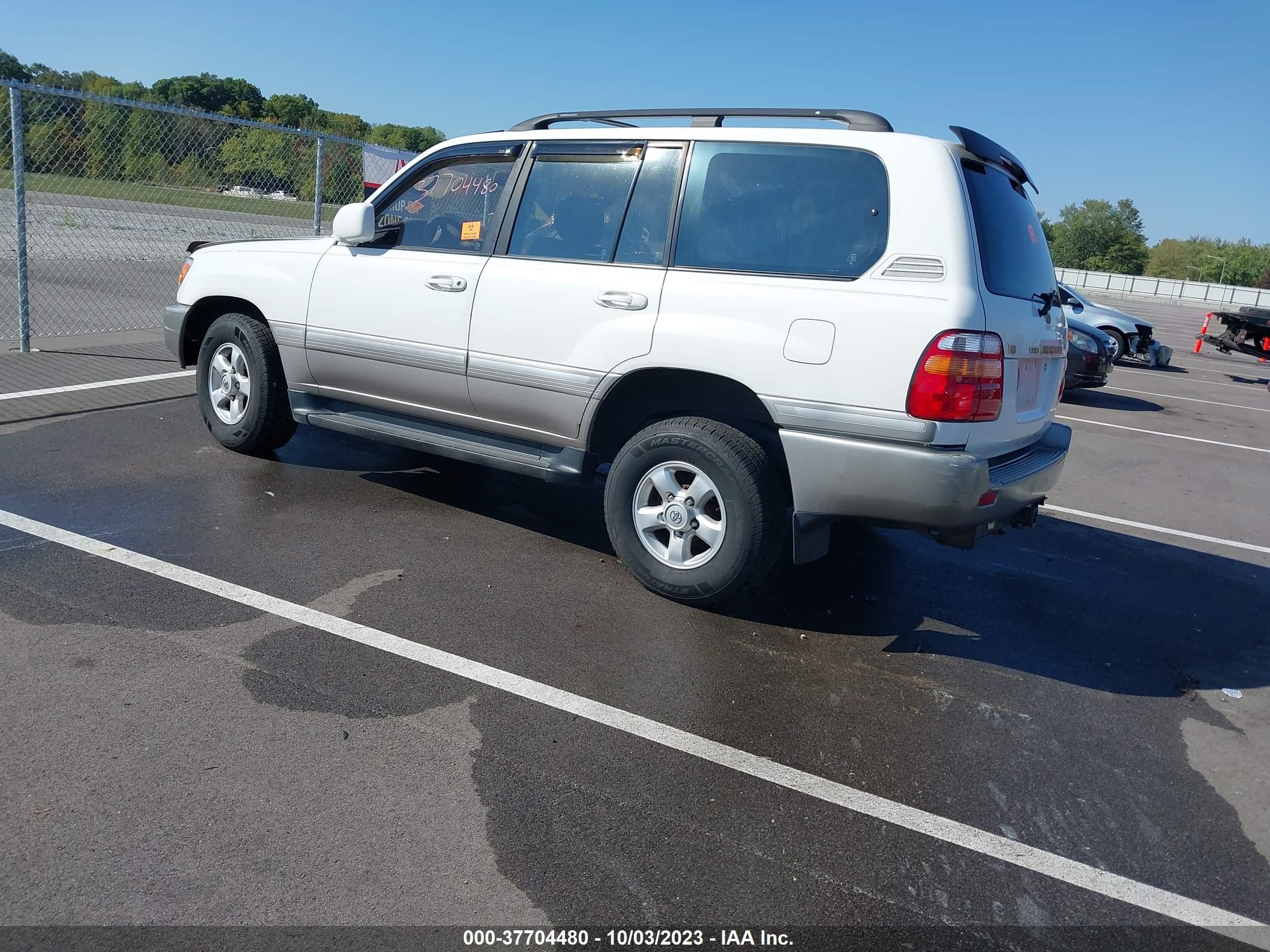 Photo 2 VIN: JT3HT05J2W0018752 - TOYOTA LAND CRUISER 