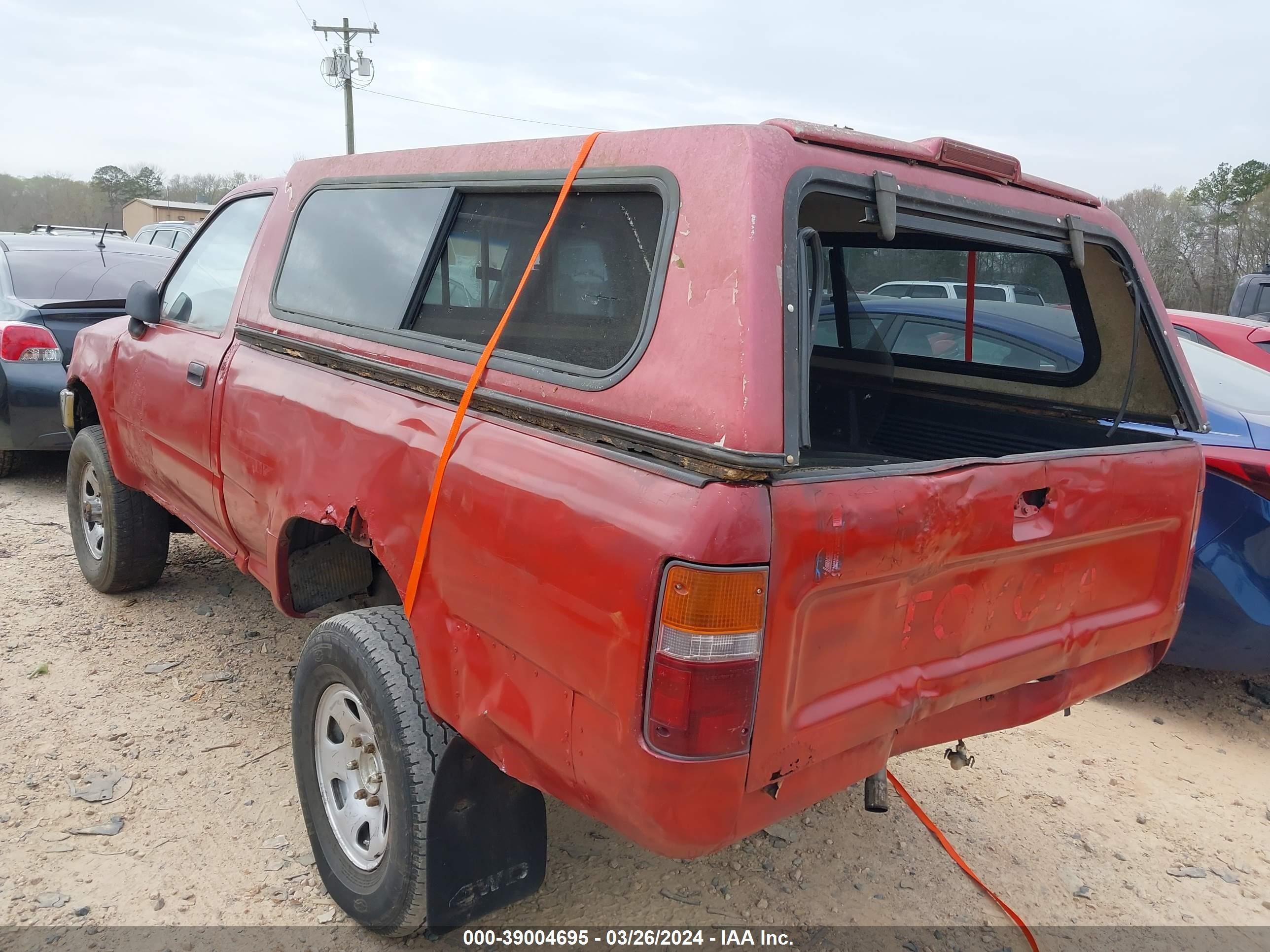 Photo 2 VIN: JT4RN01P0M7045795 - TOYOTA PICKUP 