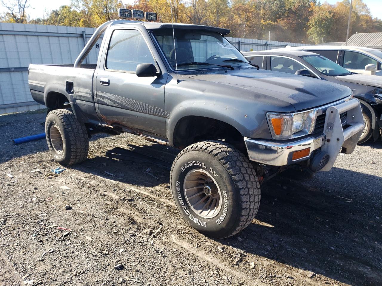 Photo 3 VIN: JT4RN01P3M7042342 - TOYOTA PICKUP 