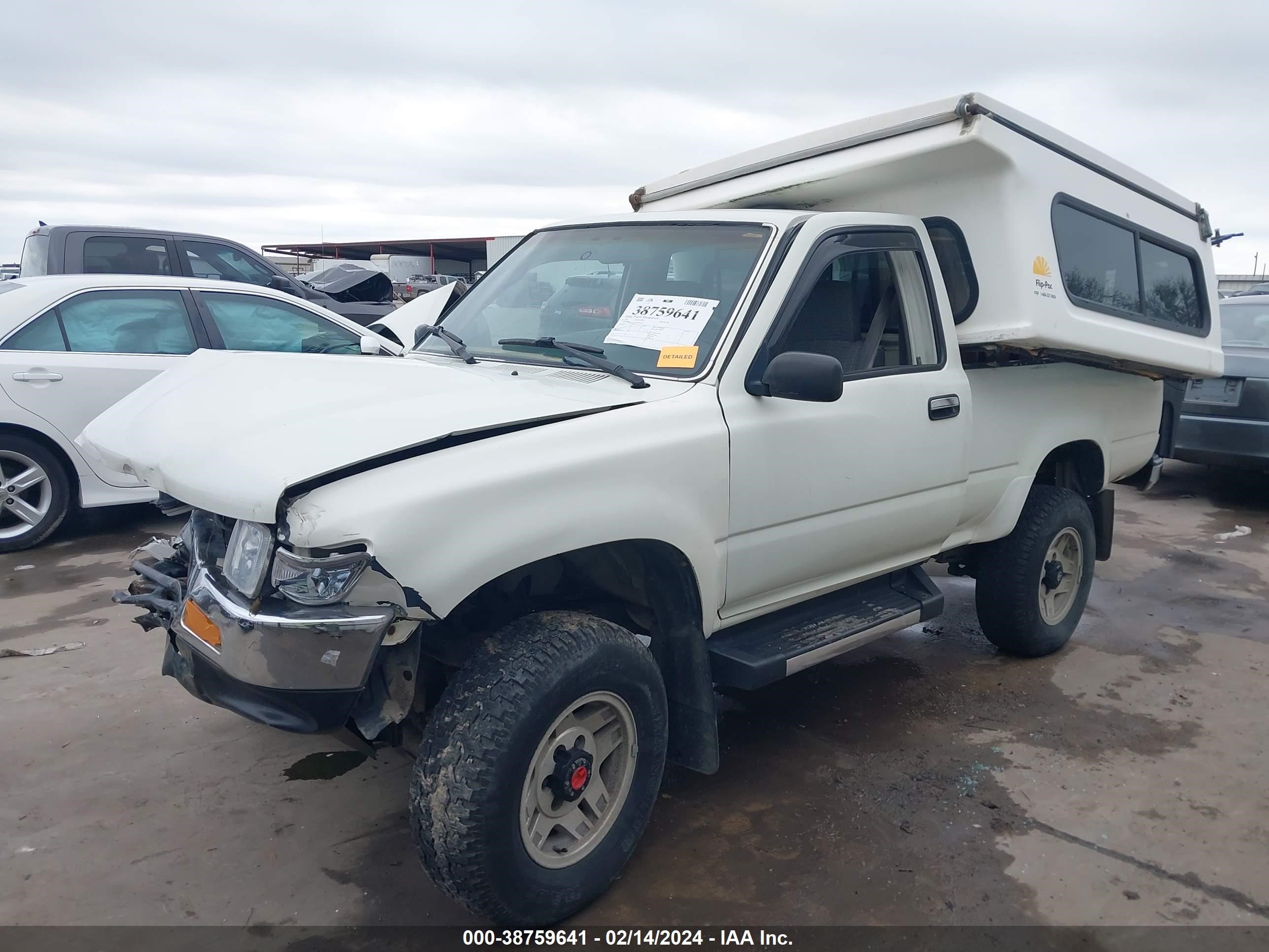 Photo 1 VIN: JT4RN01P3R7063618 - TOYOTA PICKUP 