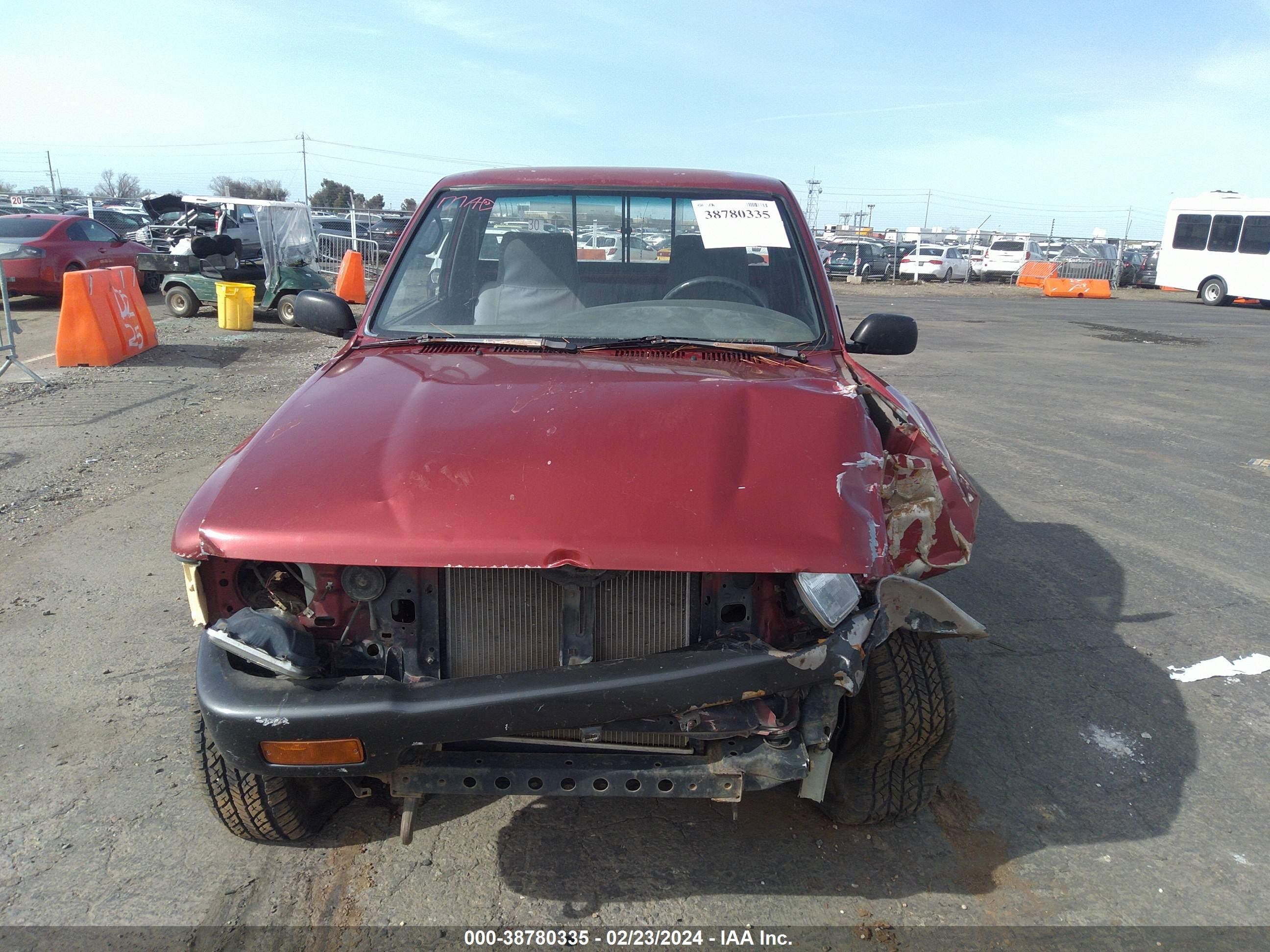 Photo 5 VIN: JT4RN01P5N0033846 - TOYOTA PICKUP 