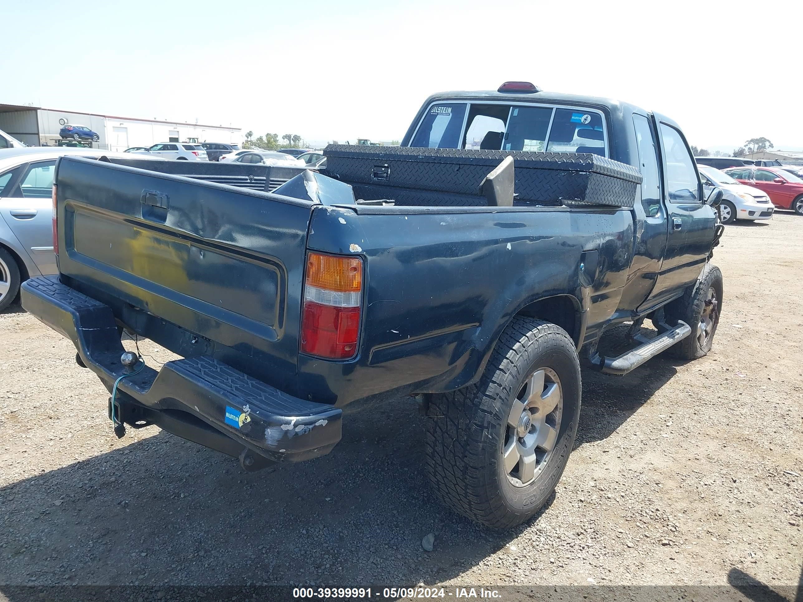 Photo 3 VIN: JT4RN13P3R6069539 - TOYOTA PICKUP 