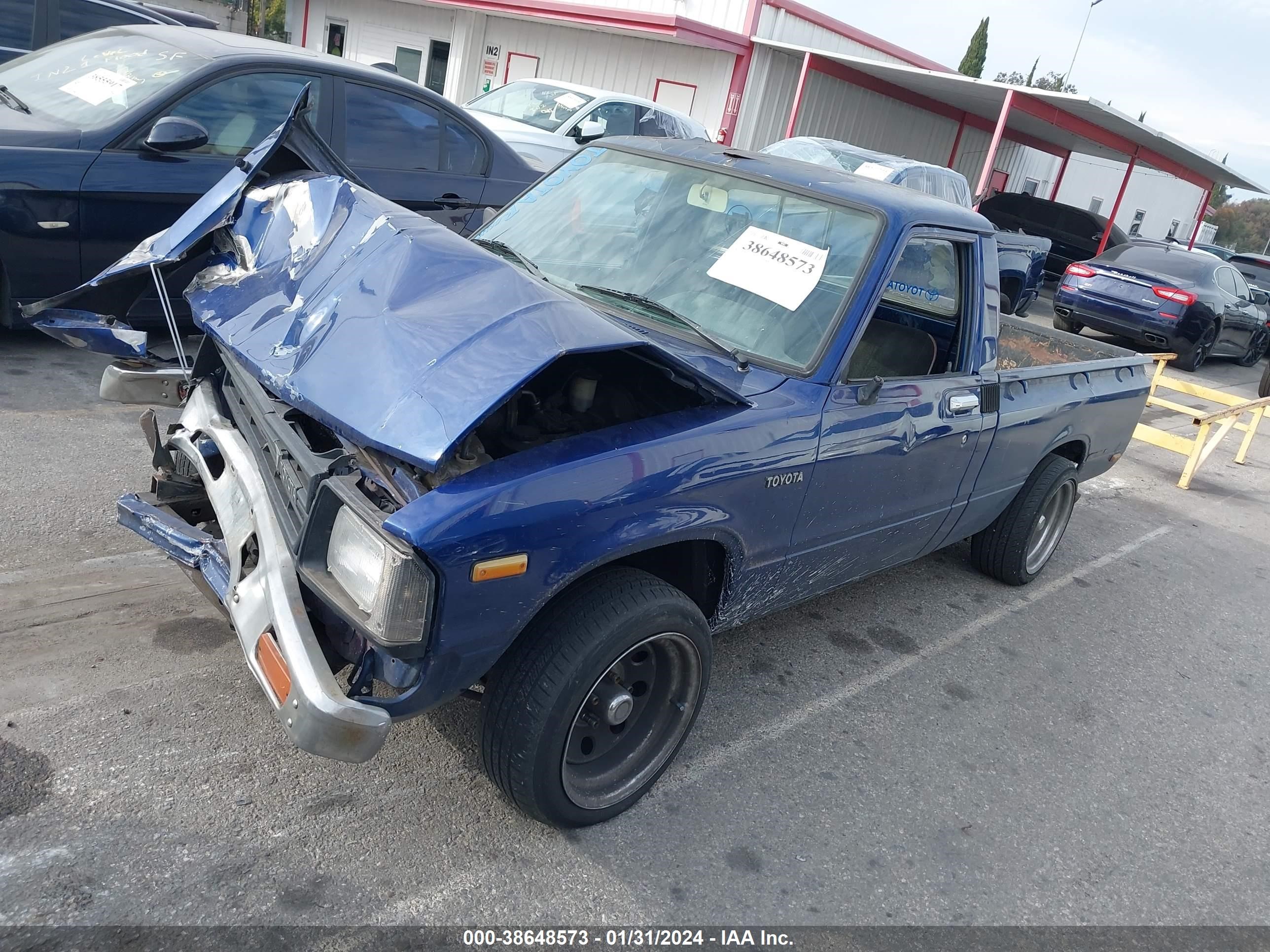 Photo 1 VIN: JT4RN34R6D0091428 - TOYOTA PICKUP 