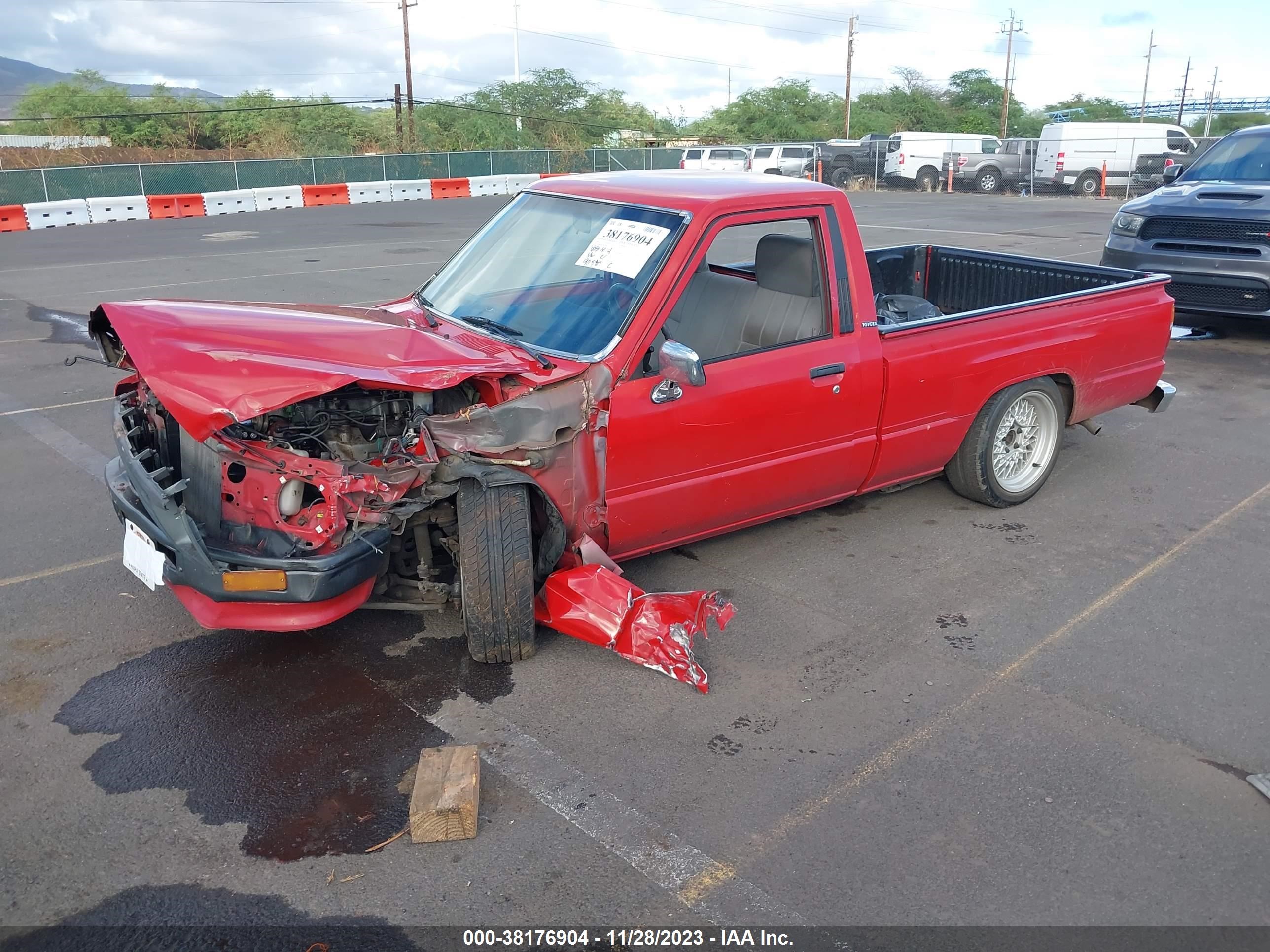 Photo 1 VIN: JT4RN50R1H0259953 - TOYOTA PICKUP 