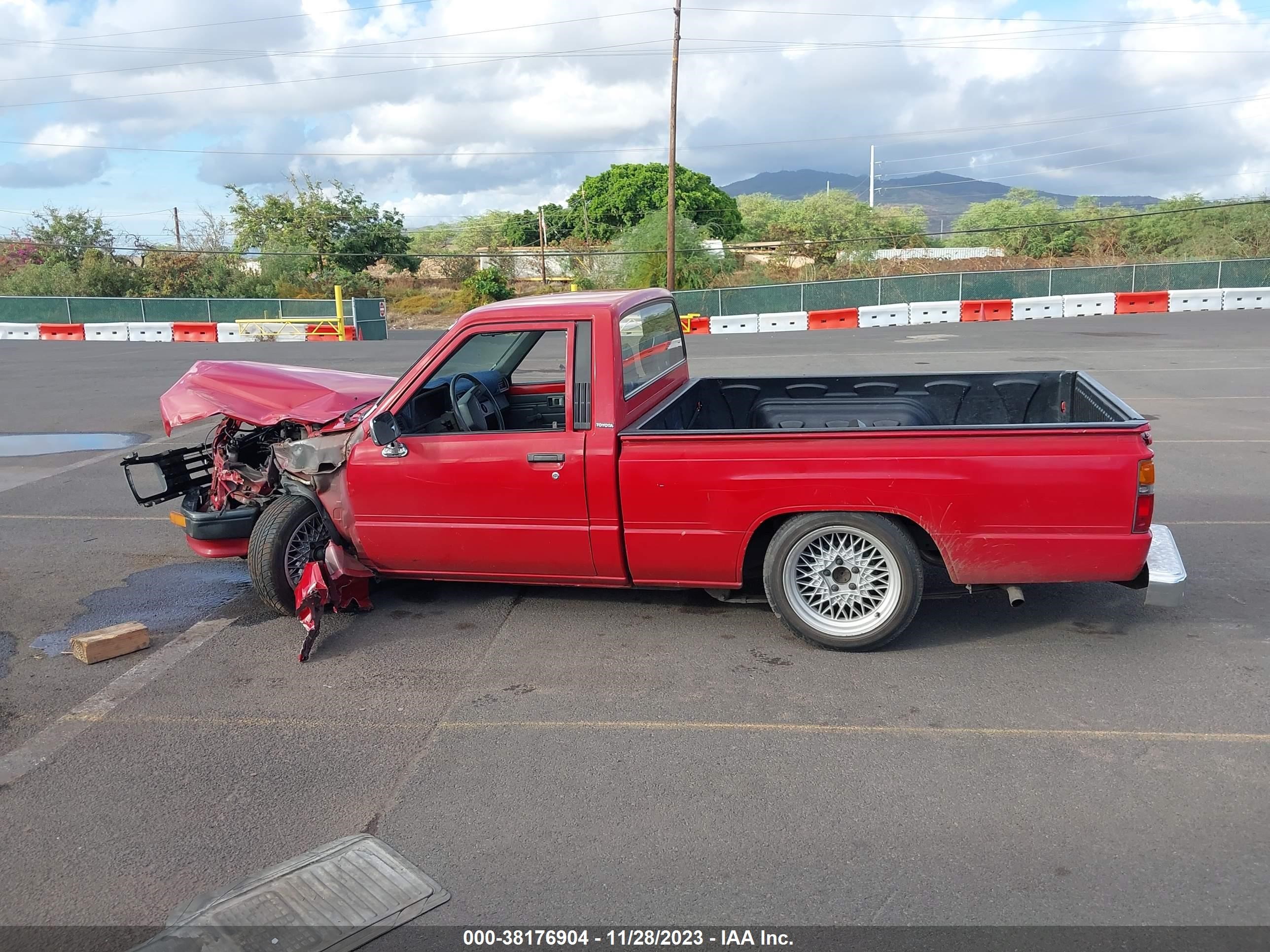 Photo 13 VIN: JT4RN50R1H0259953 - TOYOTA PICKUP 