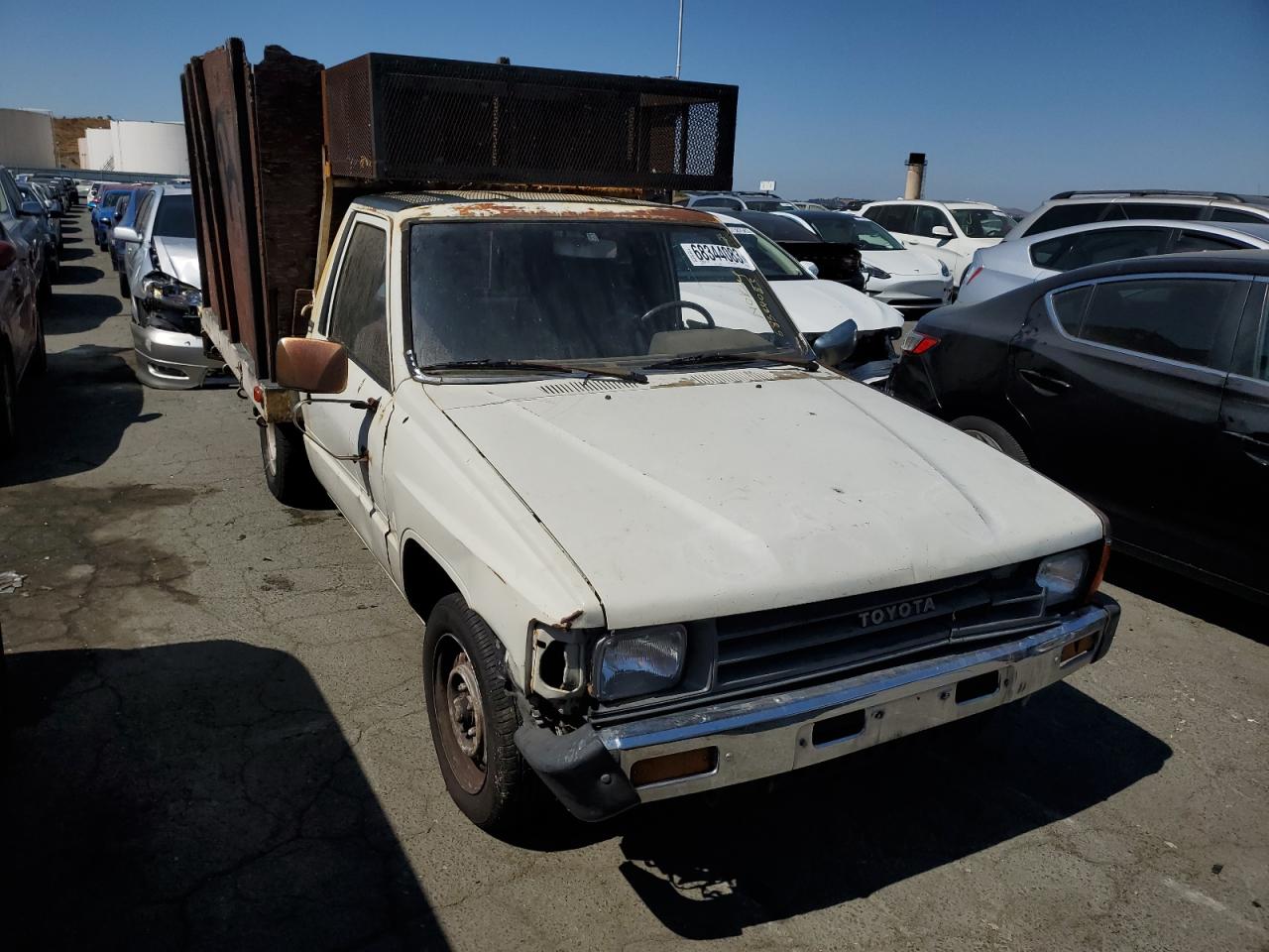 Photo 3 VIN: JT4RN55A3J0269439 - TOYOTA PICKUP 