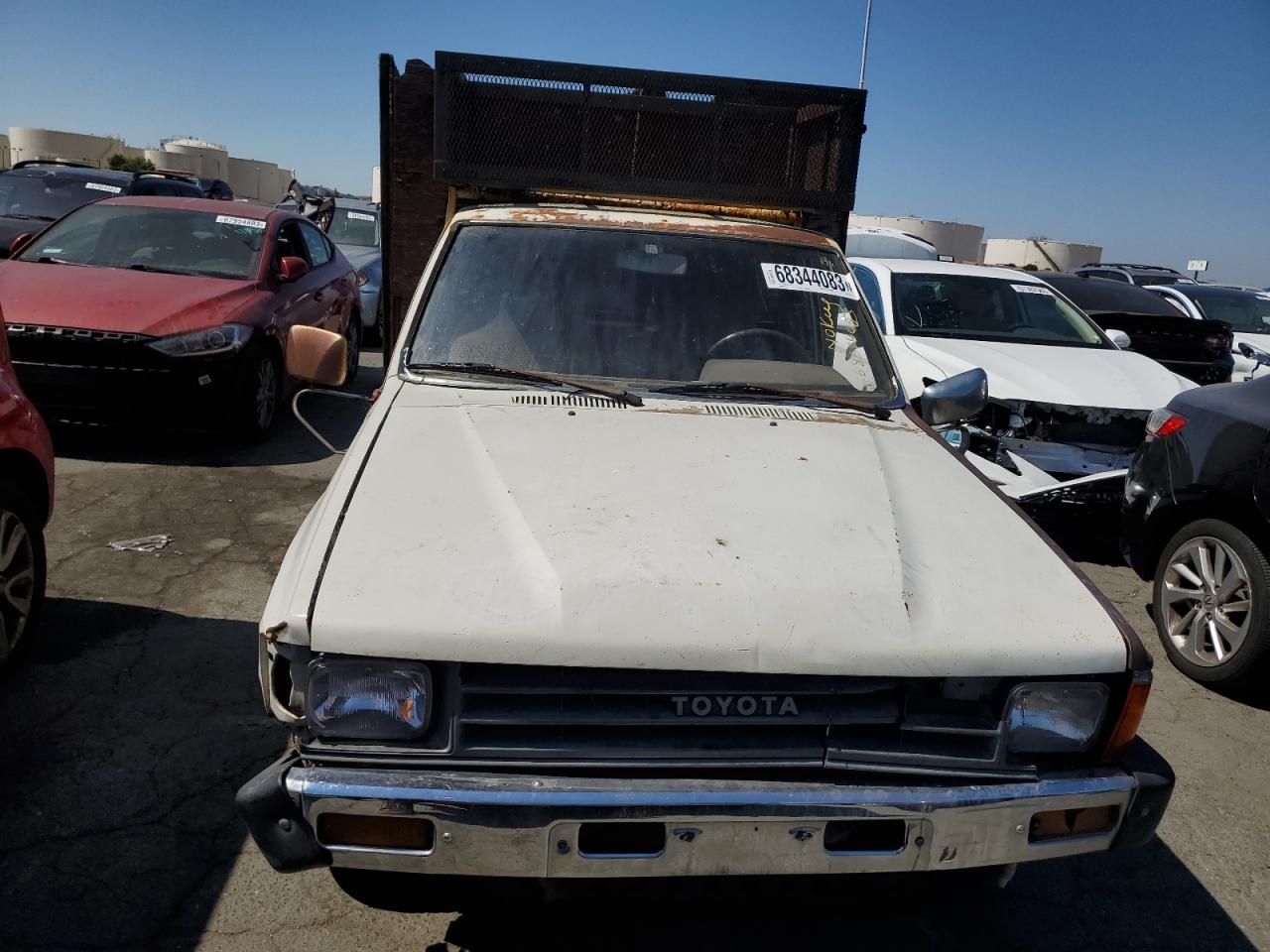 Photo 4 VIN: JT4RN55A3J0269439 - TOYOTA PICKUP 