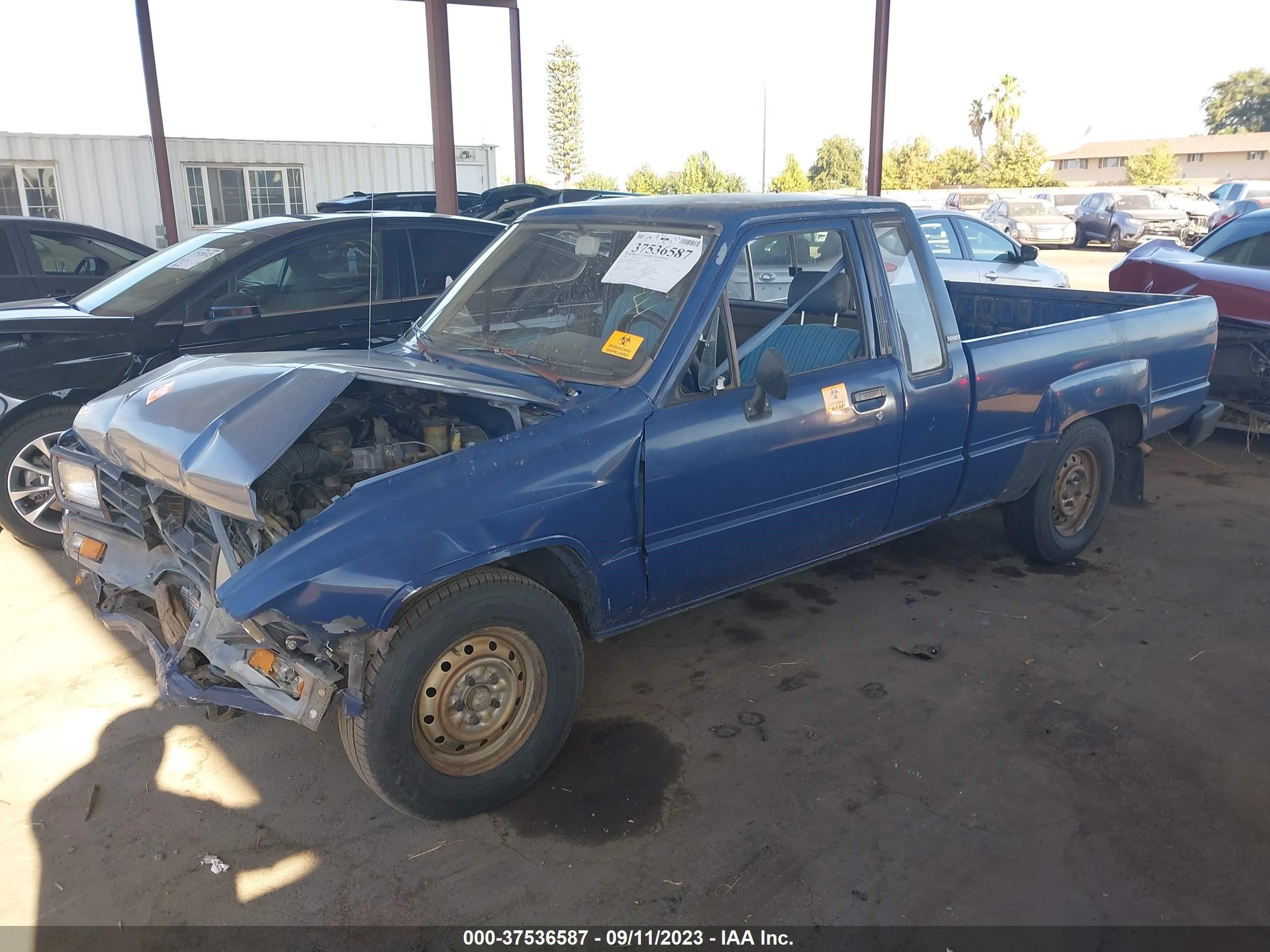 Photo 1 VIN: JT4RN56D4F0119260 - TOYOTA PICKUP 