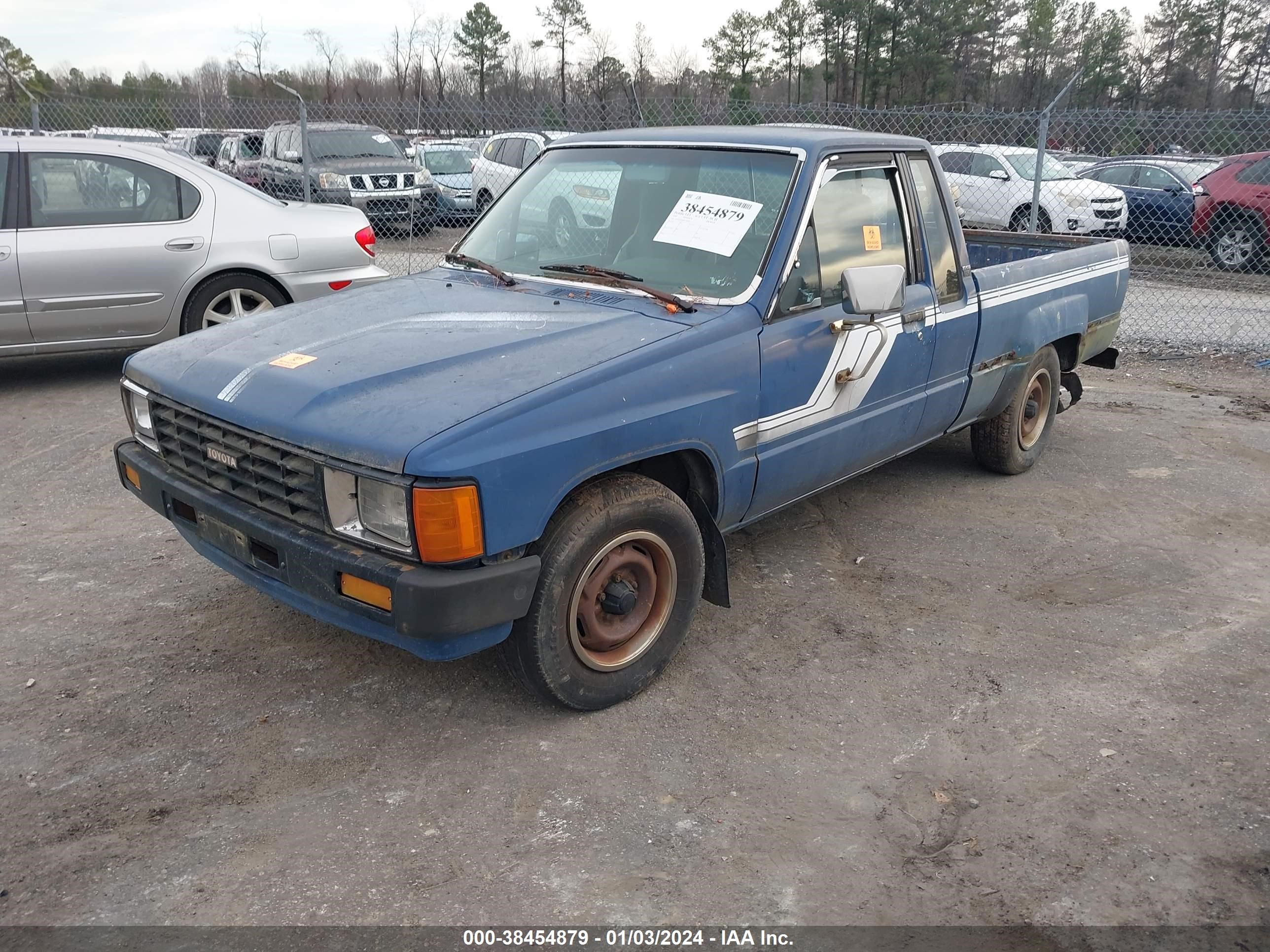 Photo 1 VIN: JT4RN56S8F0104694 - TOYOTA PICKUP 