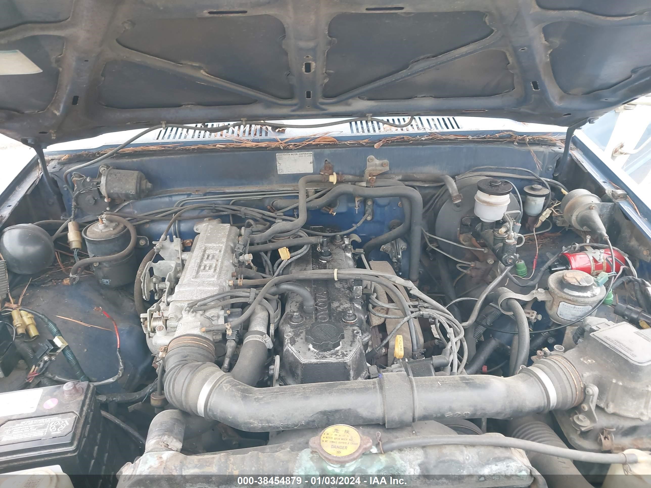 Photo 9 VIN: JT4RN56S8F0104694 - TOYOTA PICKUP 