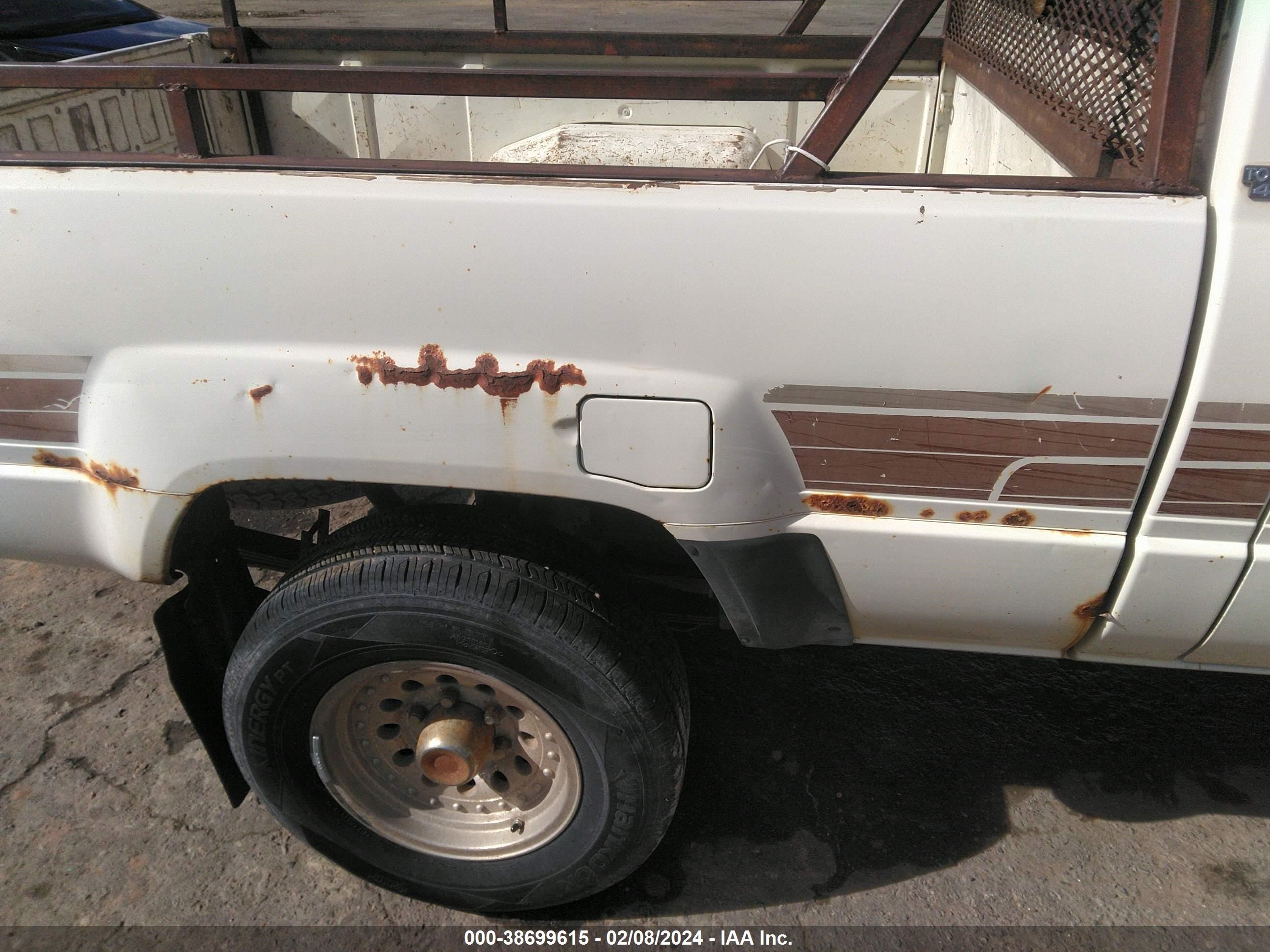 Photo 13 VIN: JT4RN63R0G0073191 - TOYOTA PICKUP 