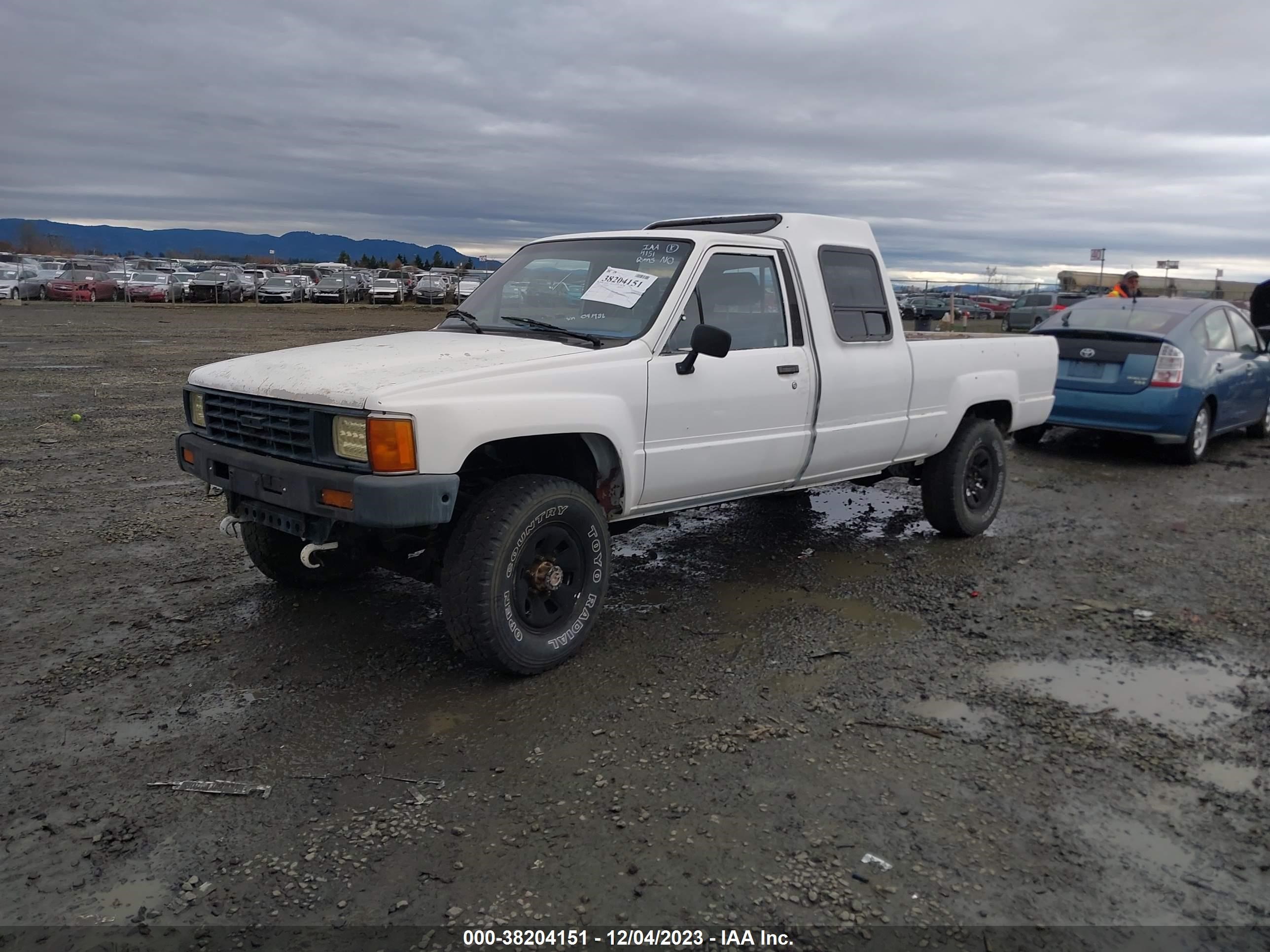 Photo 1 VIN: JT4RN63R6G0041989 - TOYOTA PICKUP 