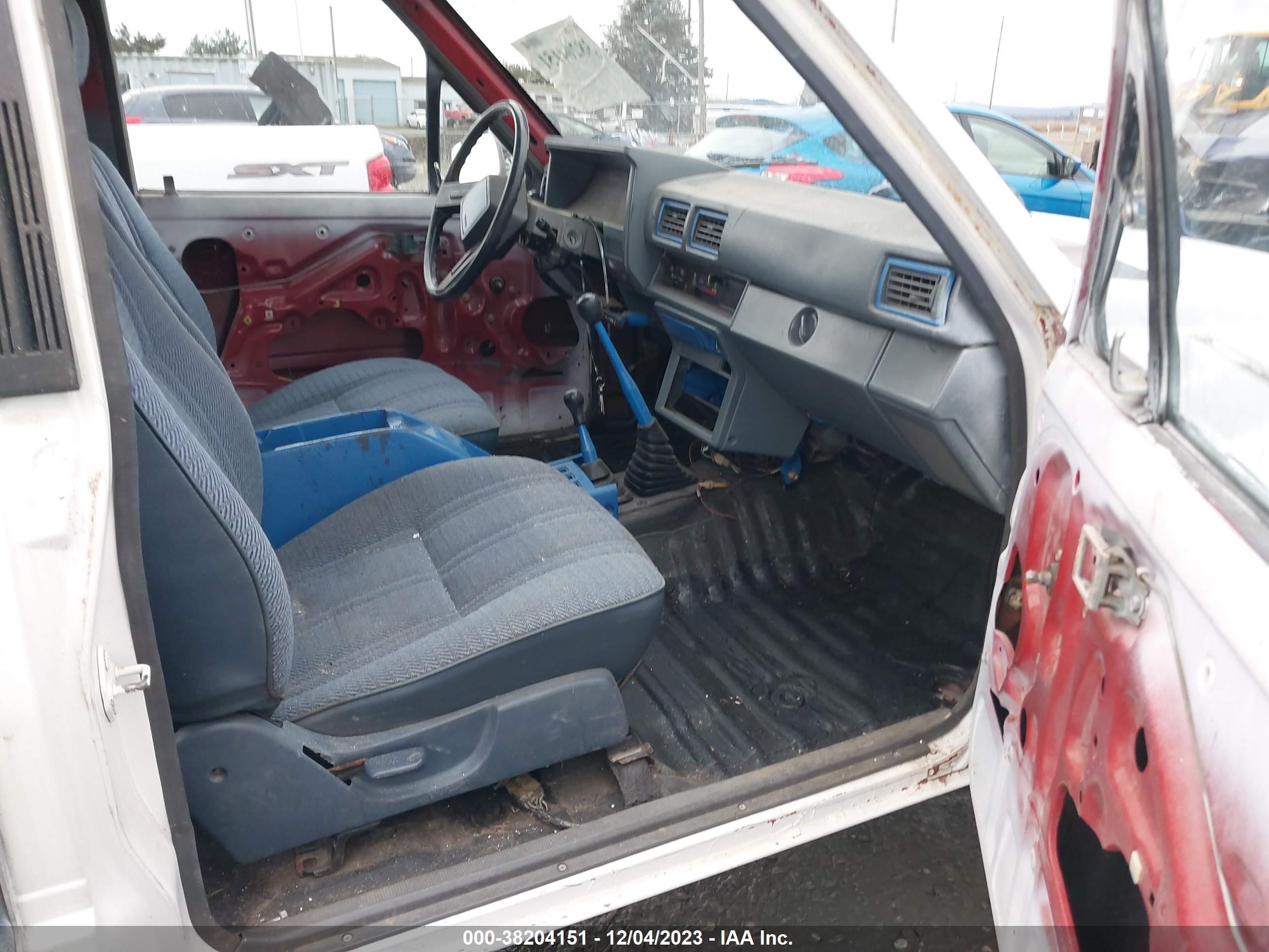 Photo 4 VIN: JT4RN63R6G0041989 - TOYOTA PICKUP 