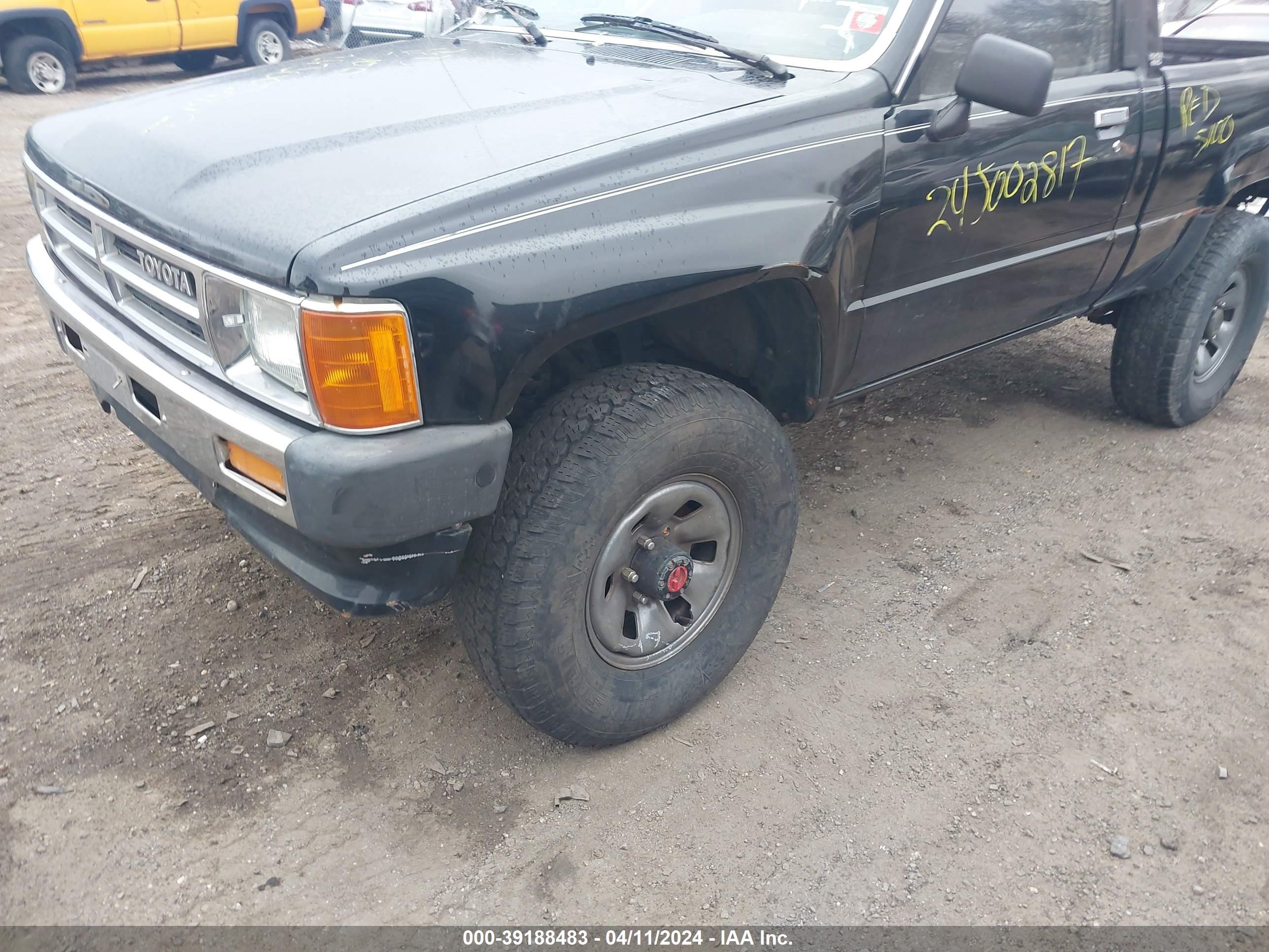 Photo 5 VIN: JT4RN63R8H0140394 - TOYOTA PICKUP 