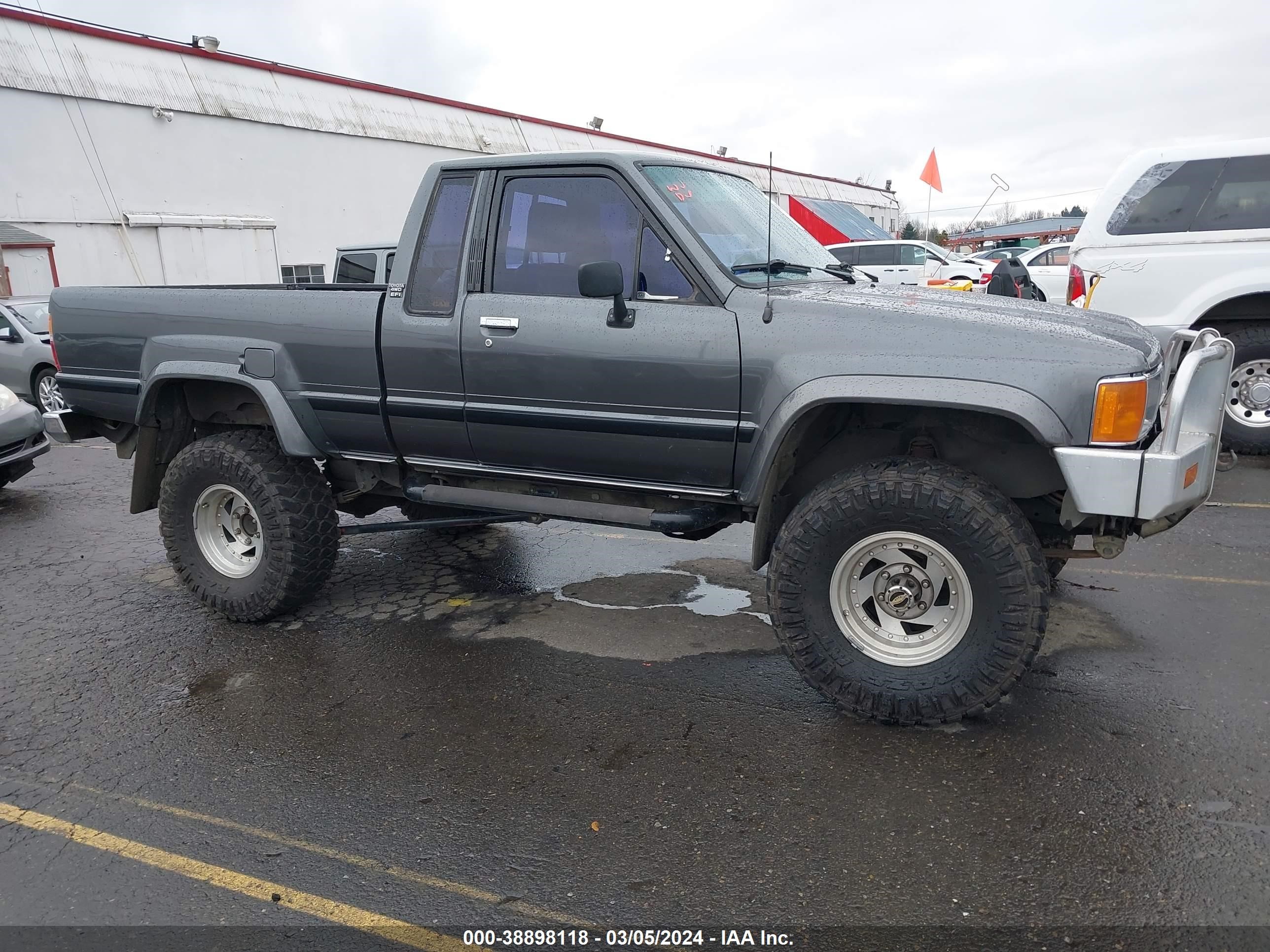 Photo 12 VIN: JT4RN66S2F5077677 - TOYOTA PICKUP 