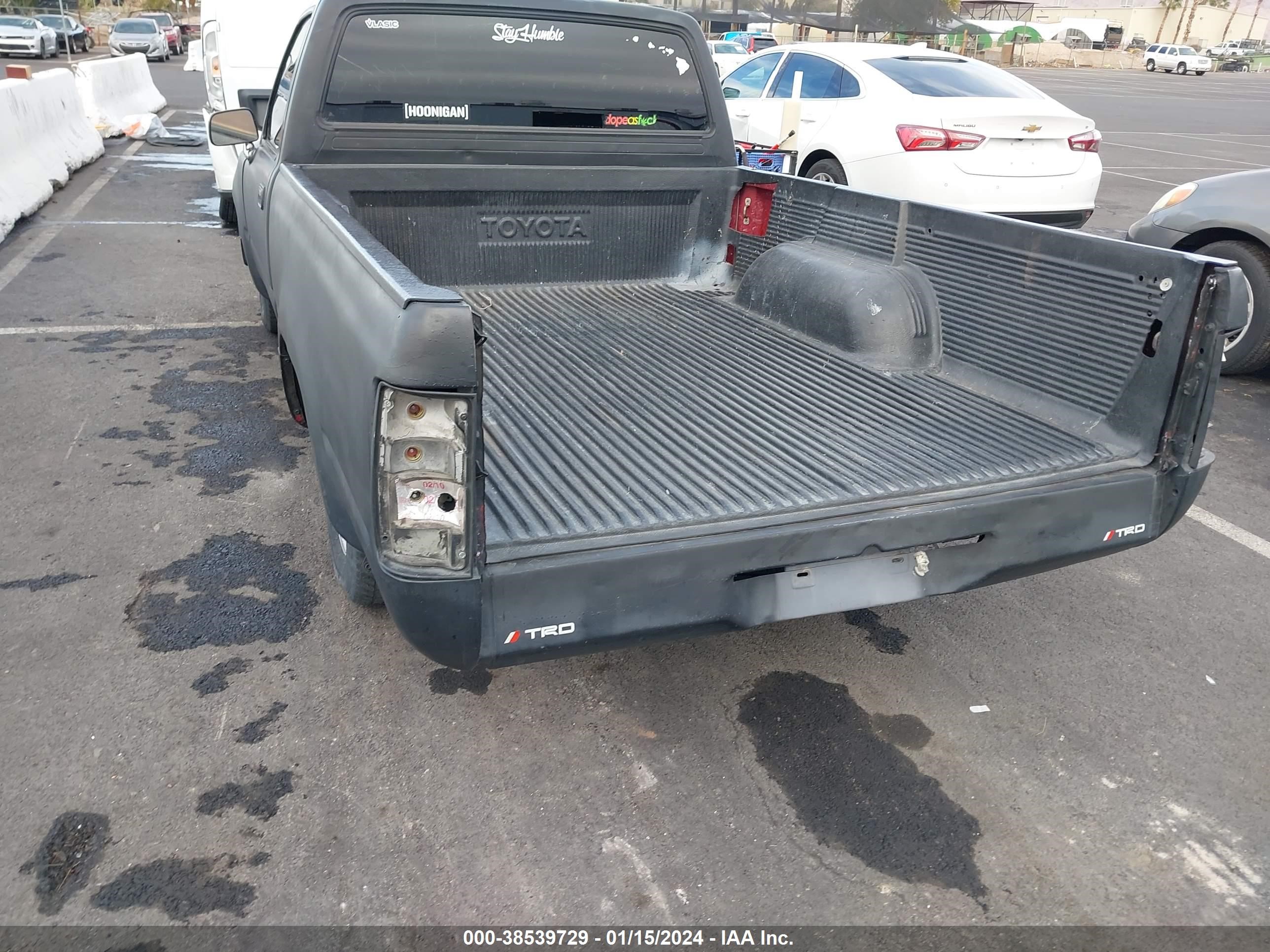 Photo 5 VIN: JT4RN81A8R5181136 - TOYOTA PICKUP 