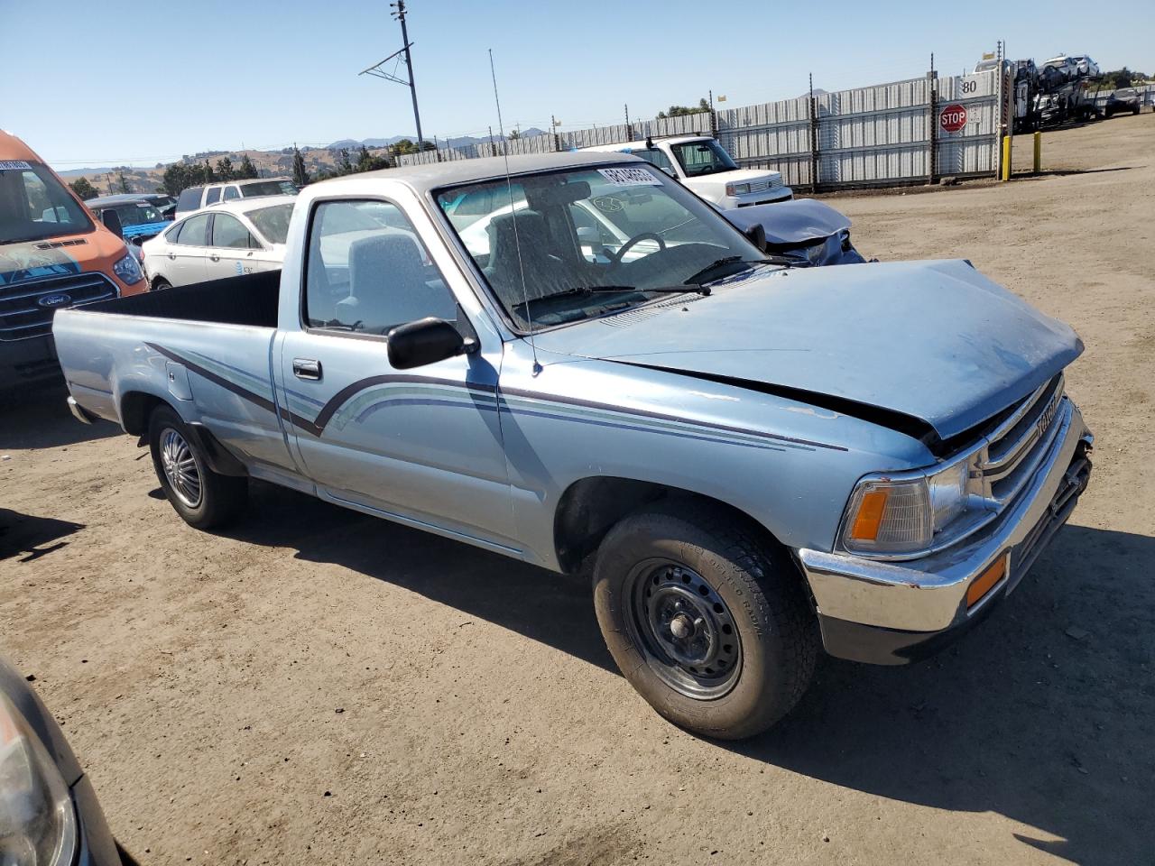 Photo 3 VIN: JT4RN82P9K5011926 - TOYOTA PICKUP 