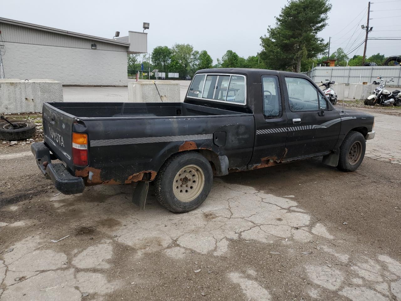 Photo 2 VIN: JT4RN93P5M5043389 - TOYOTA PICKUP 