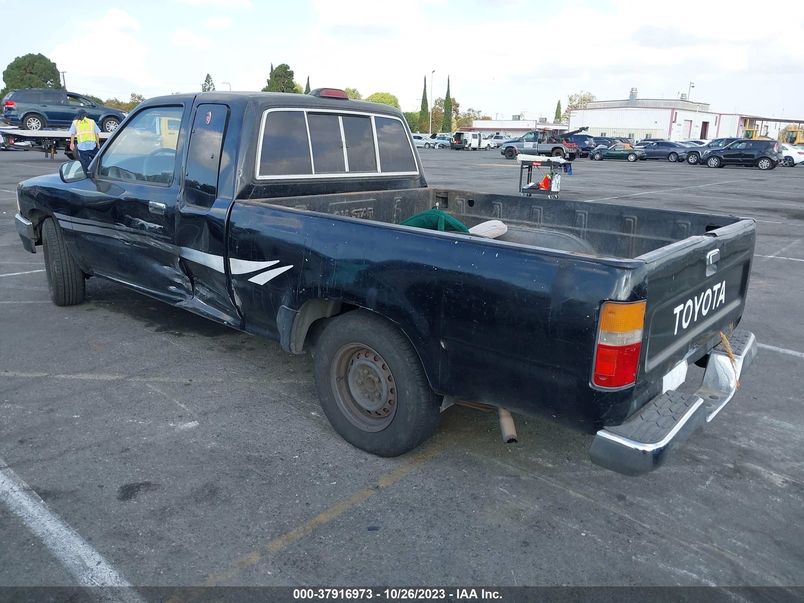 Photo 2 VIN: JT4RN93P5S5112949 - TOYOTA PICKUP 