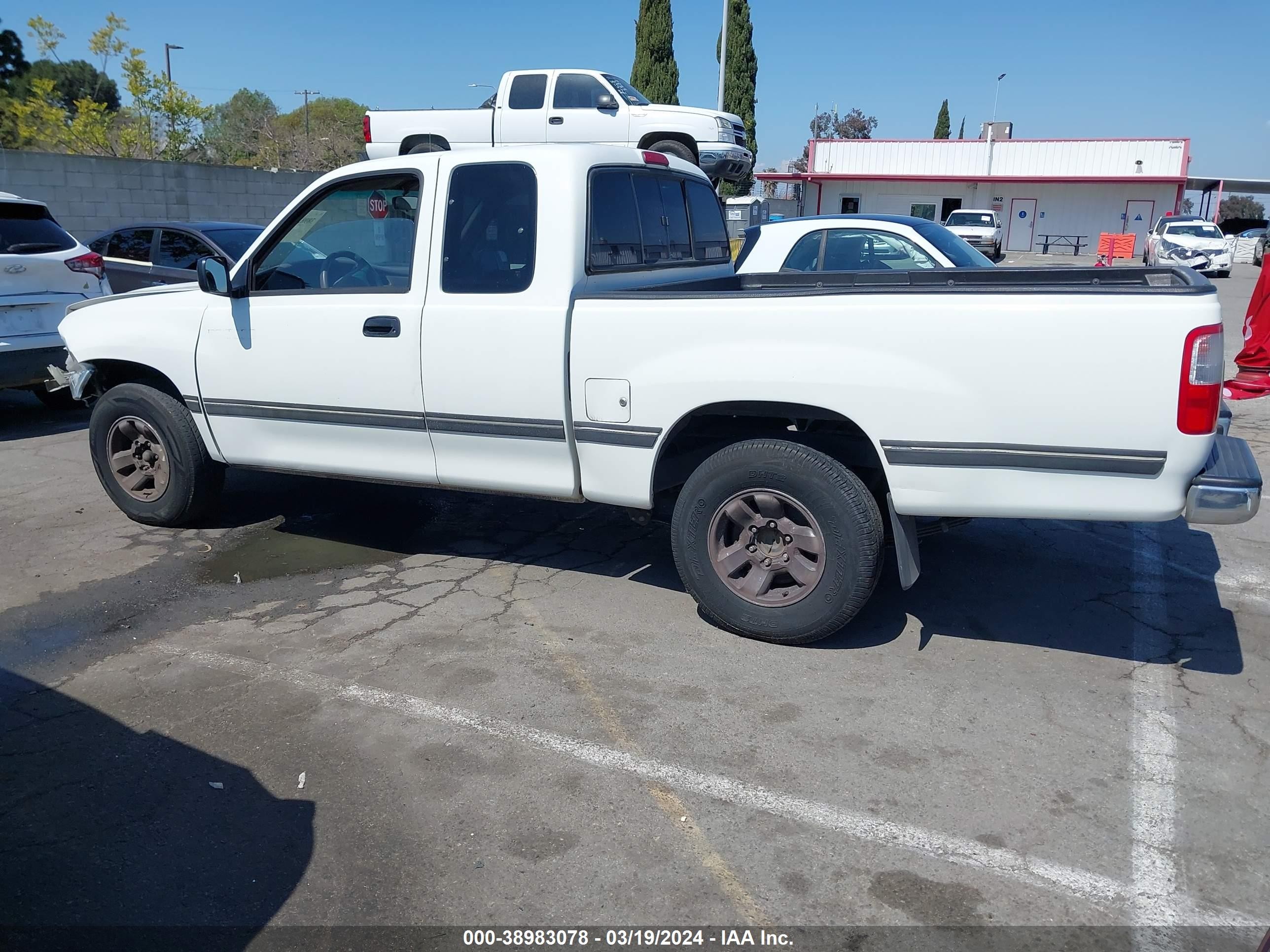 Photo 13 VIN: JT4TN12D0V0035021 - TOYOTA T100 