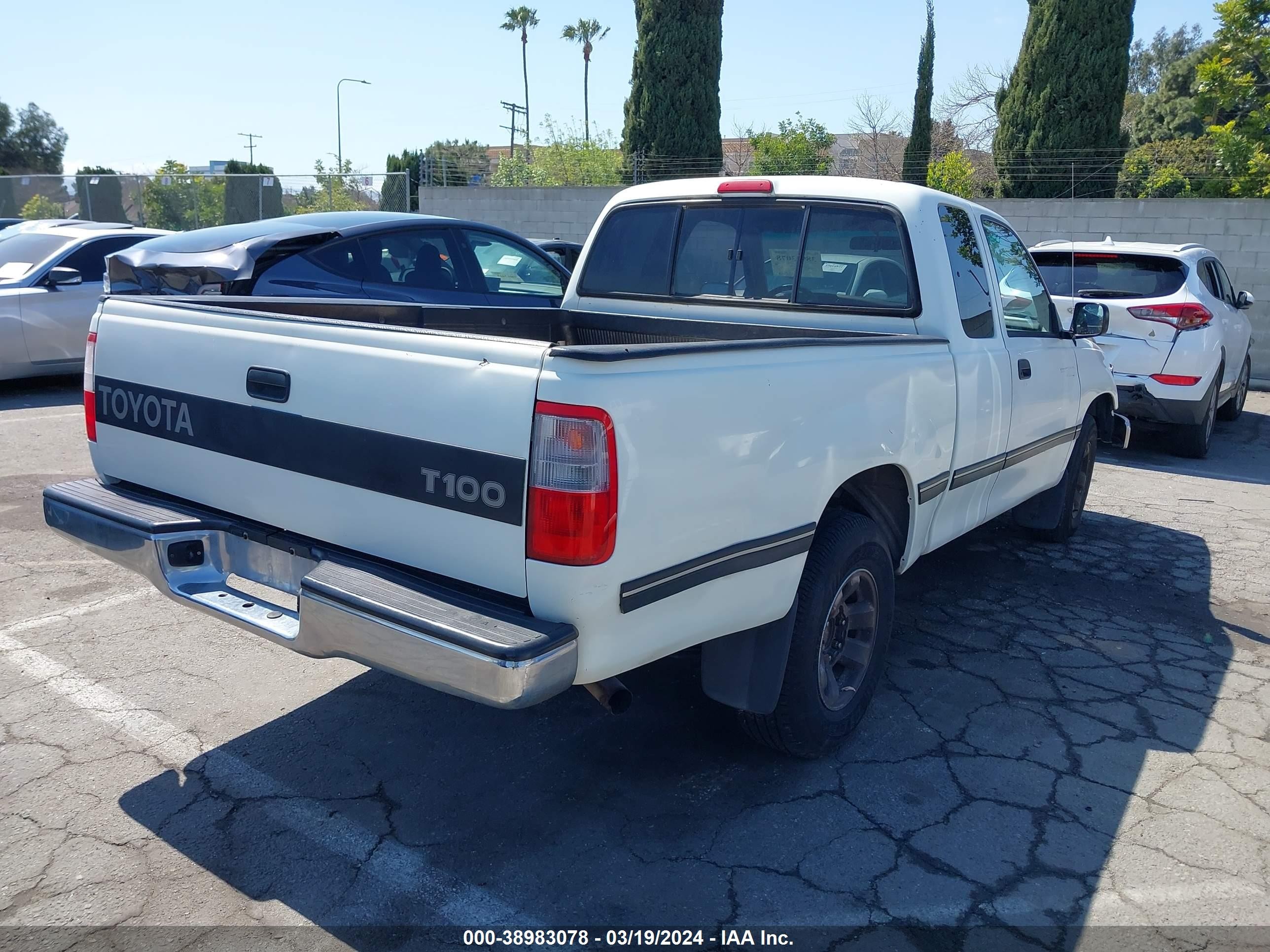 Photo 3 VIN: JT4TN12D0V0035021 - TOYOTA T100 