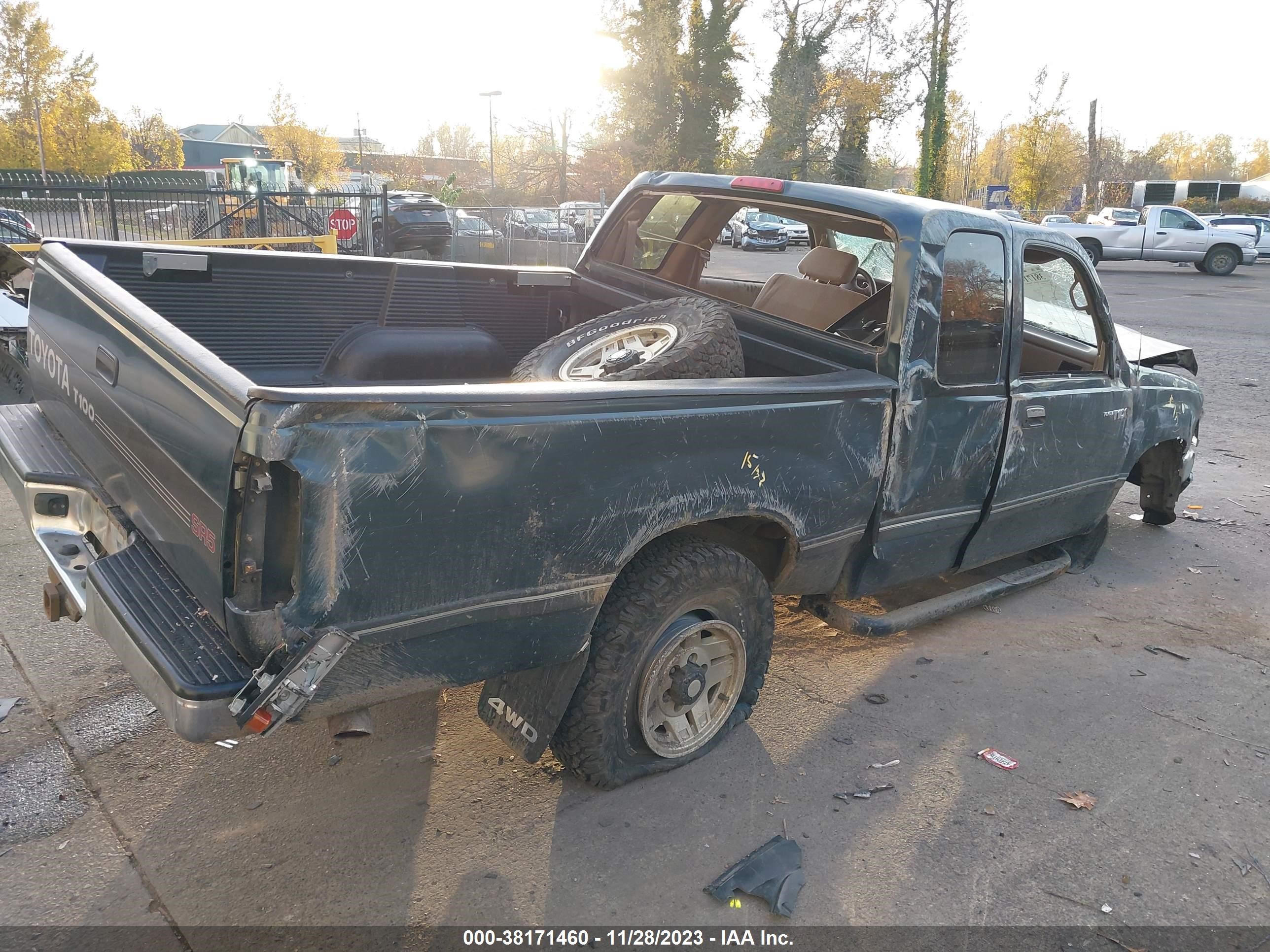 Photo 3 VIN: JT4UN24D4T0031056 - TOYOTA T100 