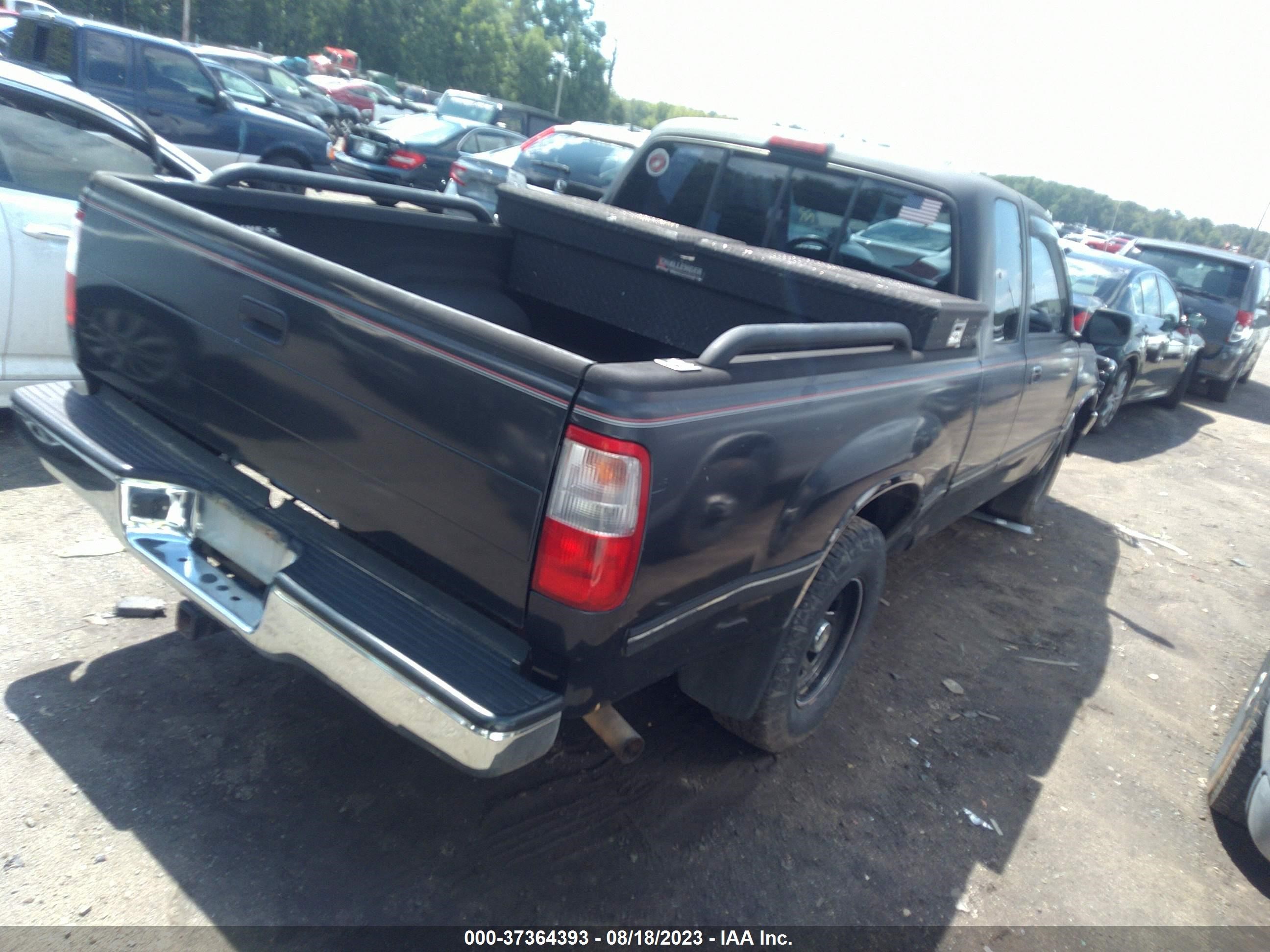 Photo 3 VIN: JT4VD12E8S0005054 - TOYOTA T100 