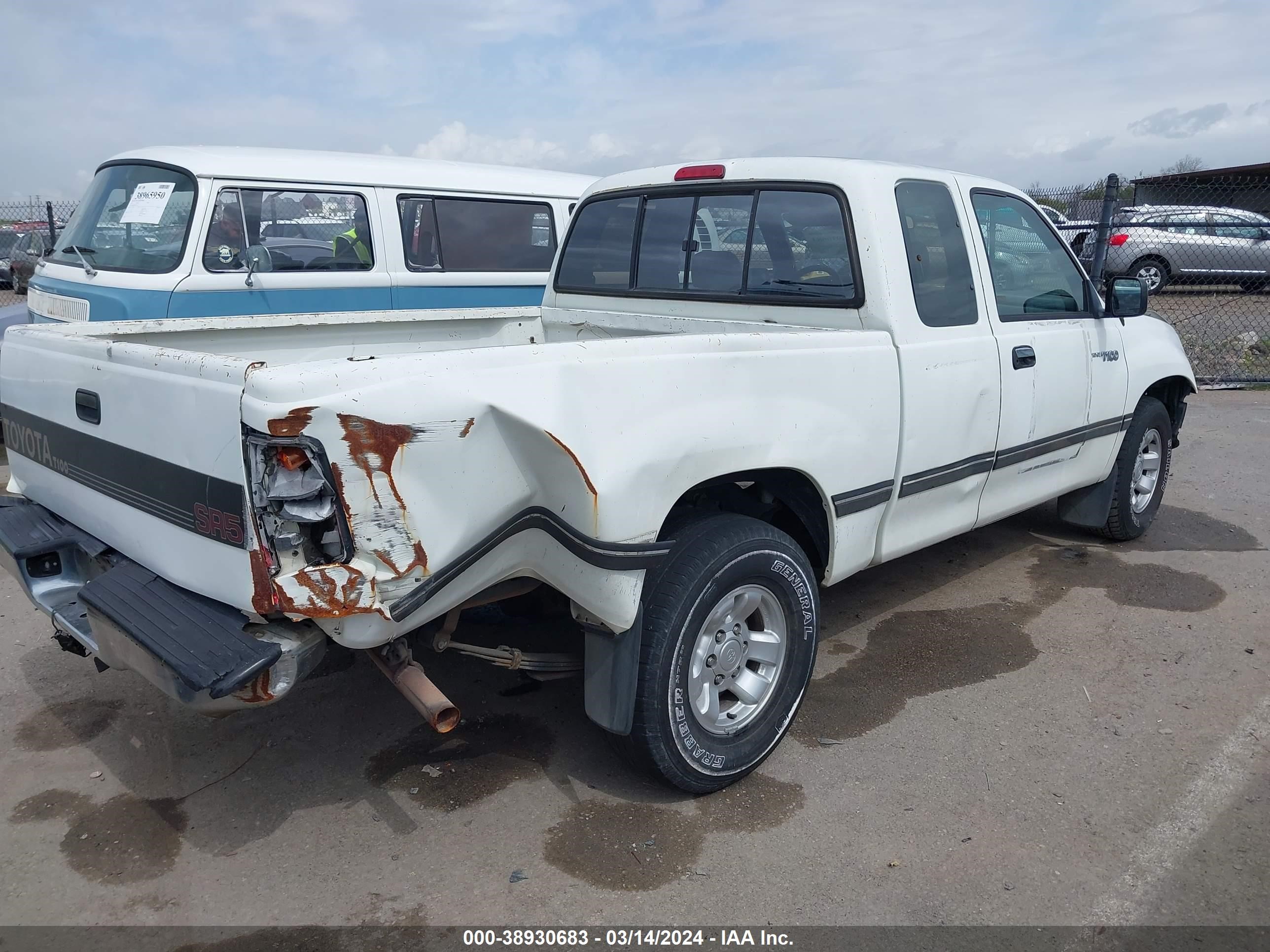 Photo 3 VIN: JT4VD12F9S0013947 - TOYOTA T100 