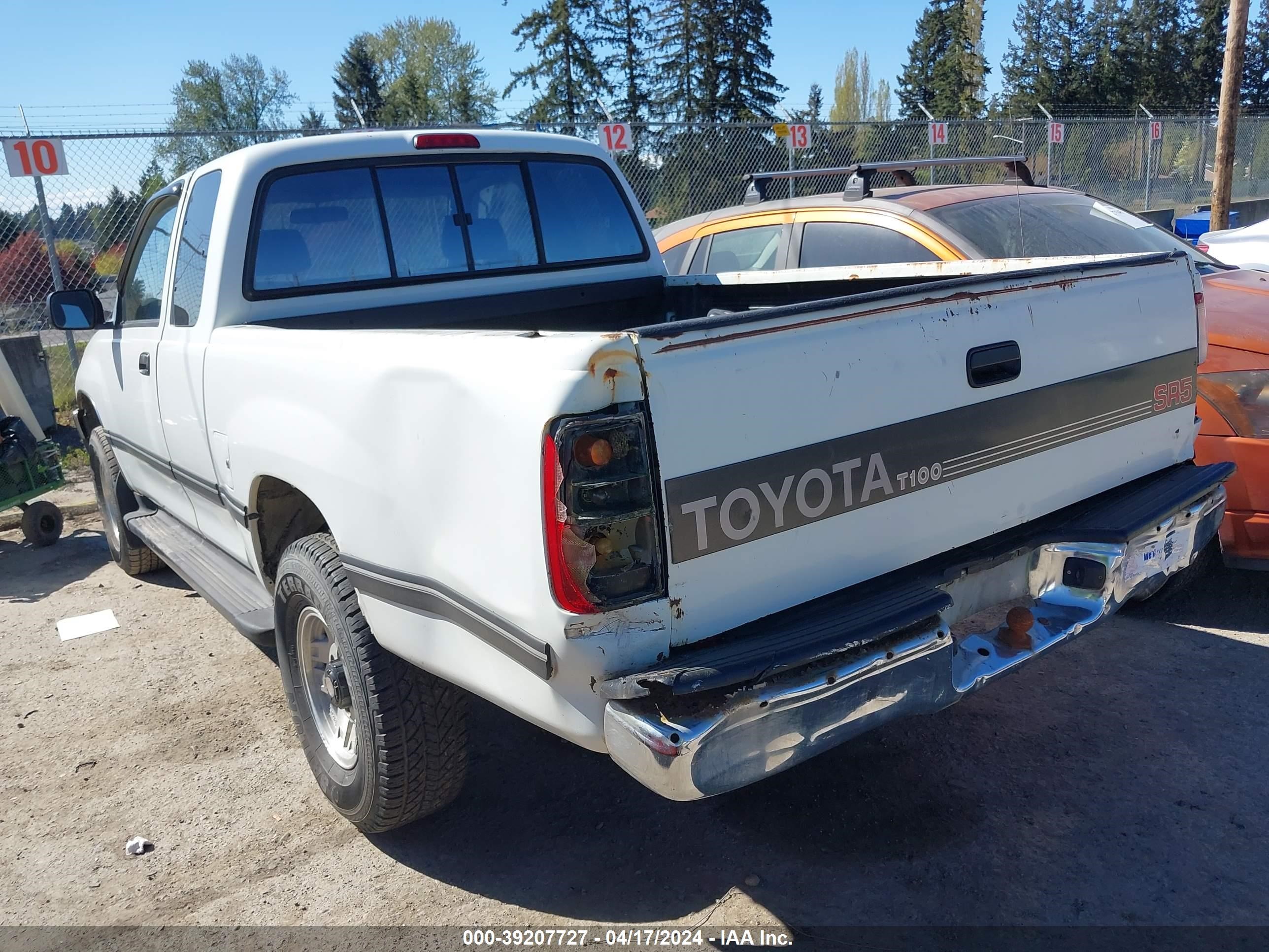 Photo 2 VIN: JT4VD22F8S0016568 - TOYOTA T100 