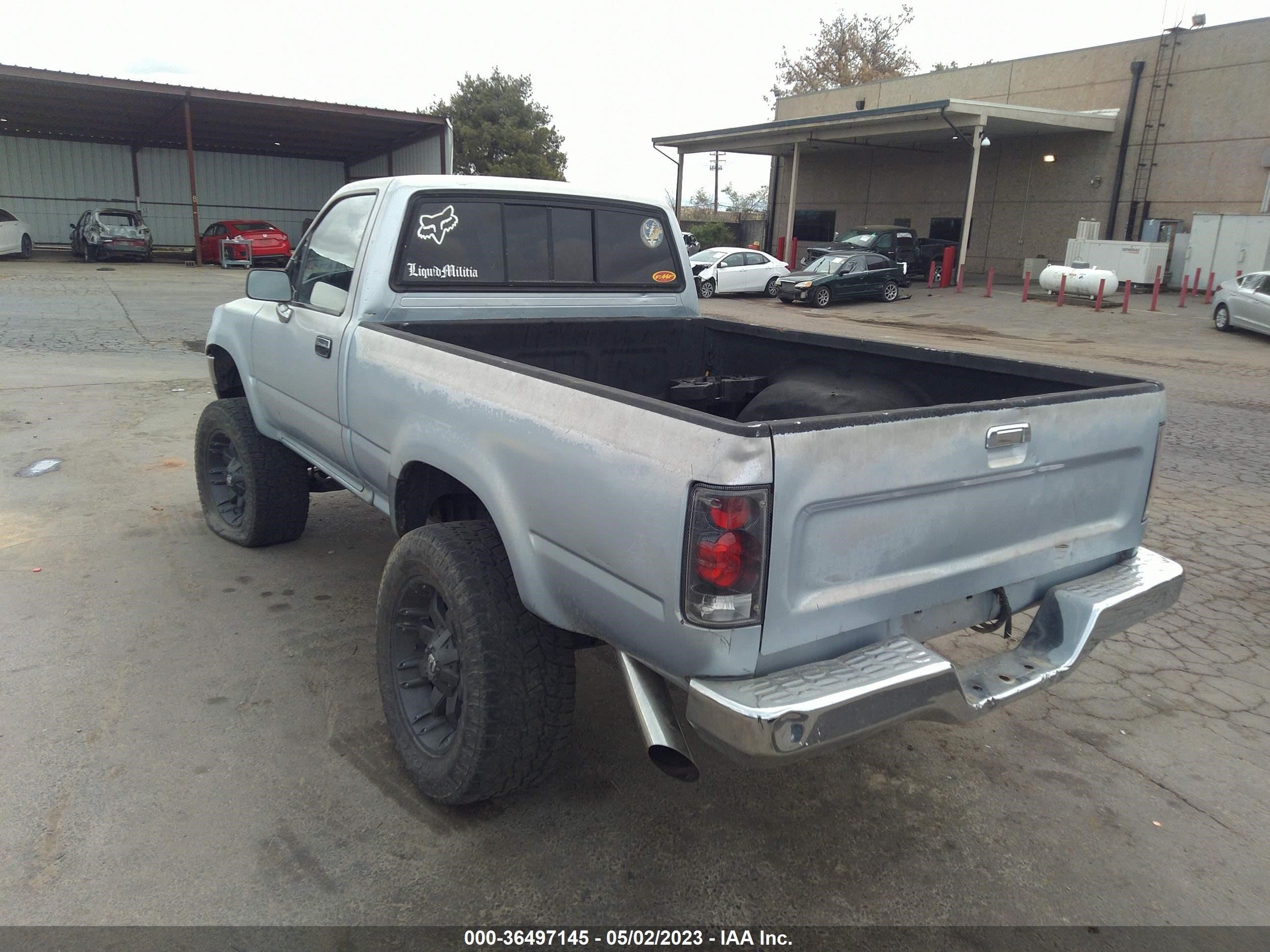 Photo 2 VIN: JT4VN01D8M0002142 - TOYOTA PICKUP 