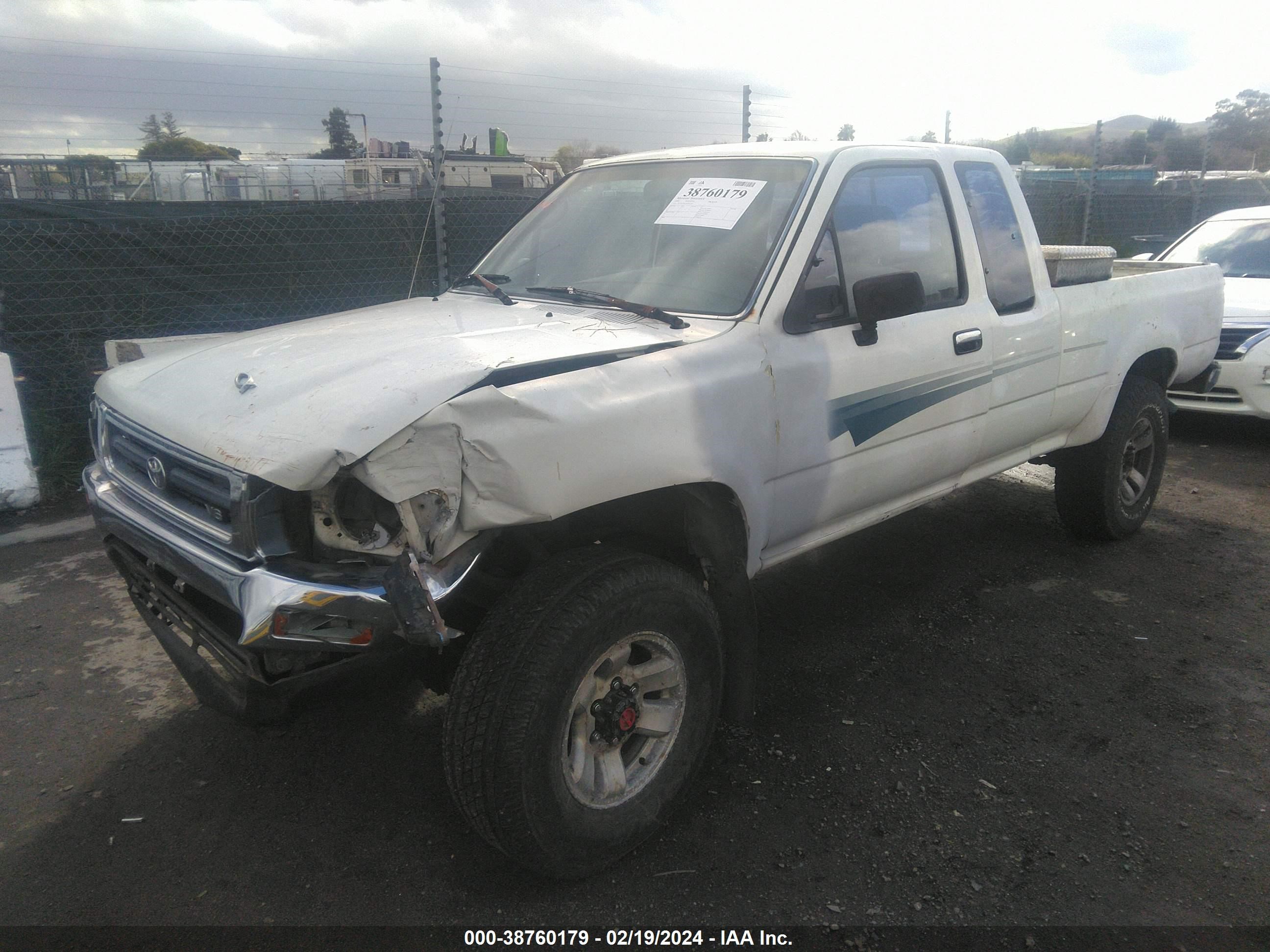 Photo 1 VIN: JT4VN13D1N5073559 - TOYOTA PICKUP 