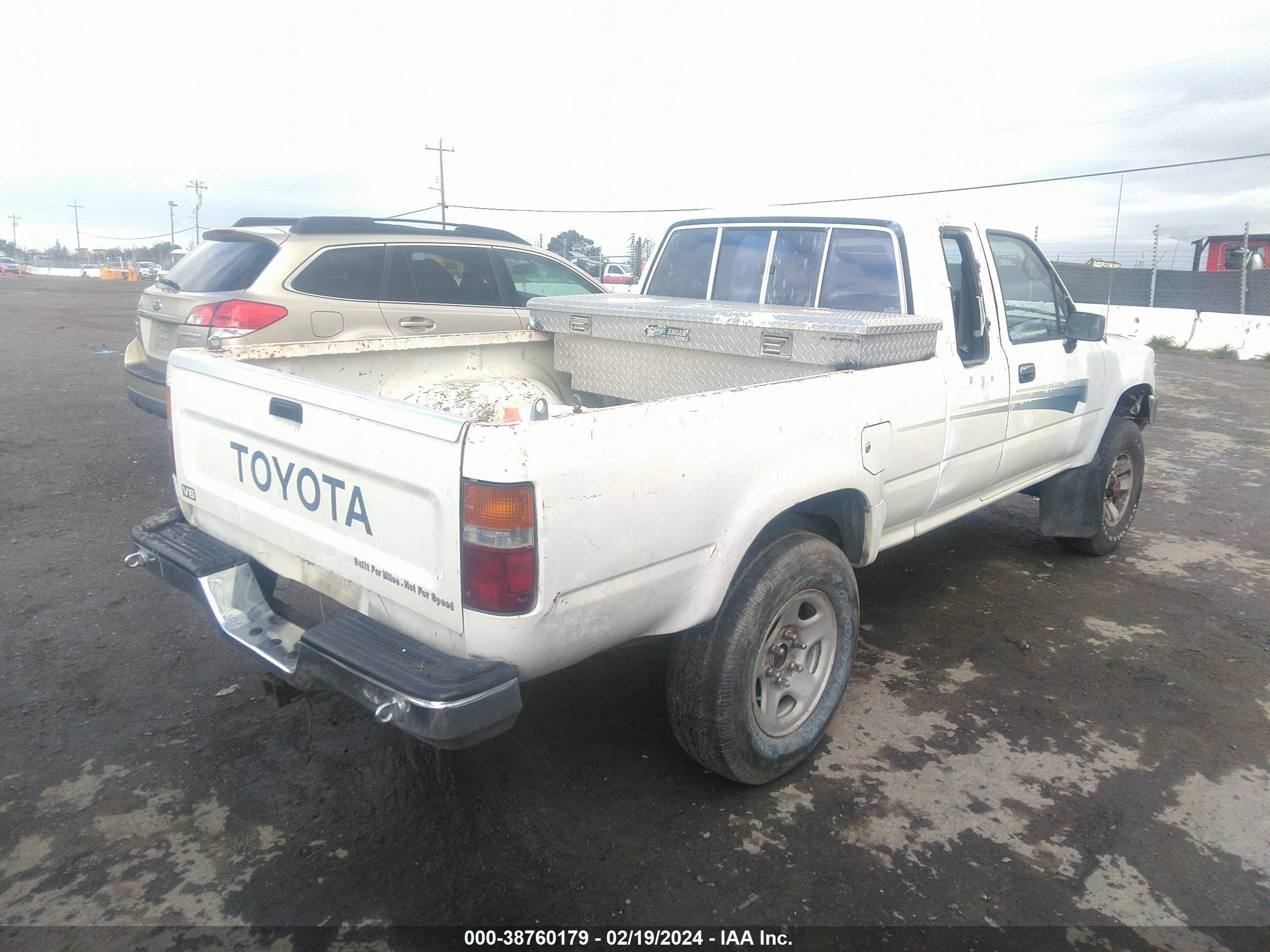 Photo 3 VIN: JT4VN13D1N5073559 - TOYOTA PICKUP 