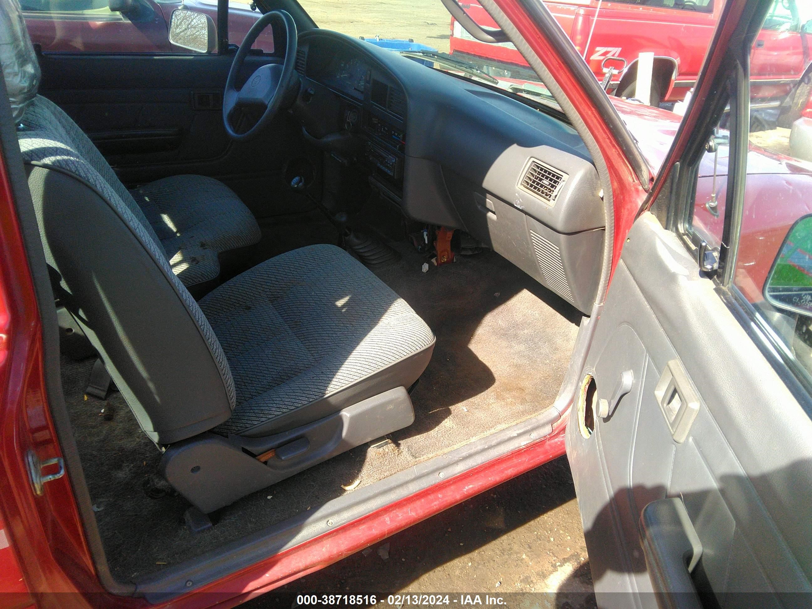 Photo 4 VIN: JT4VN13D4N5081848 - TOYOTA PICKUP 