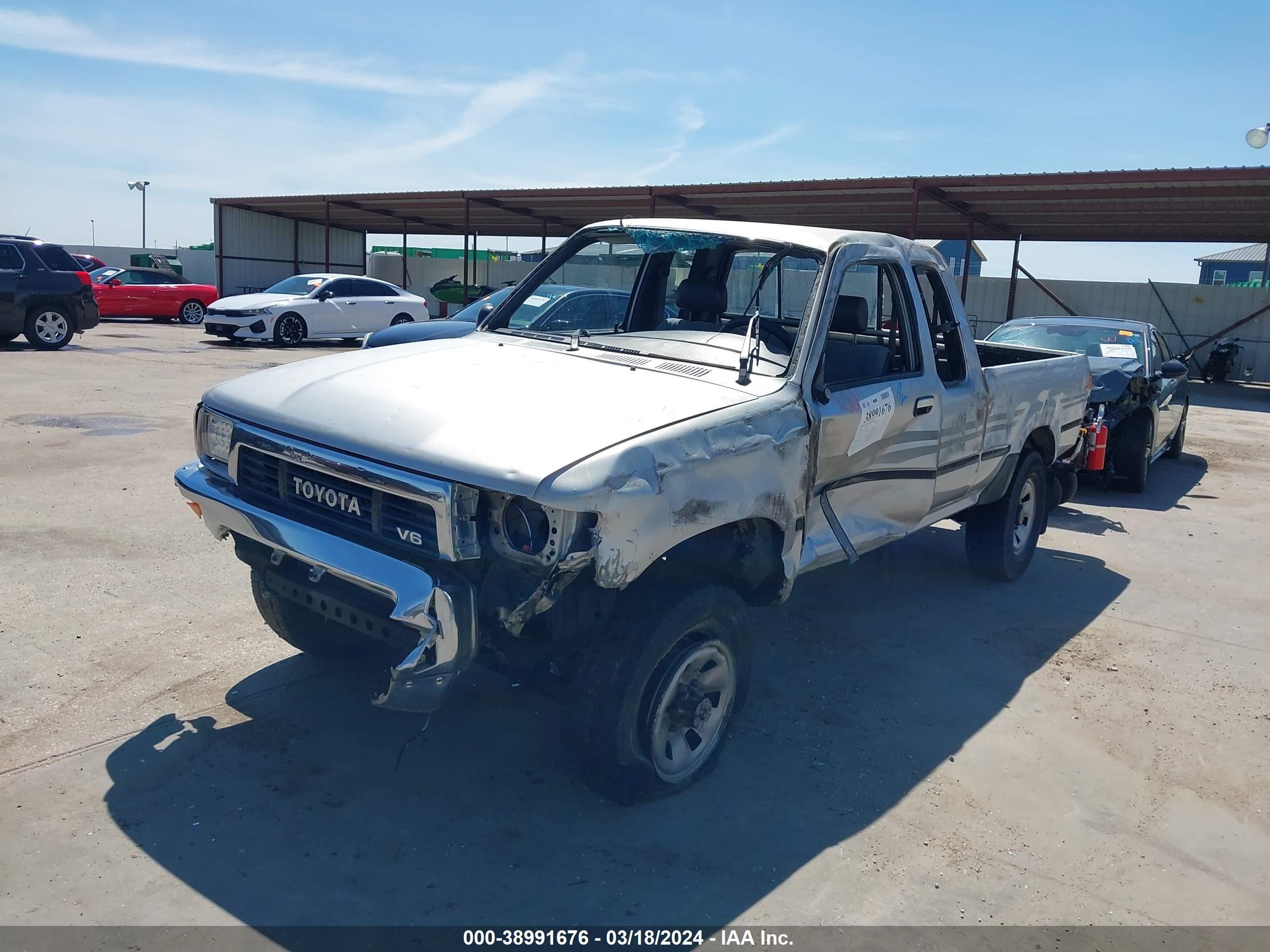 Photo 1 VIN: JT4VN13D5M5068671 - TOYOTA PICKUP 