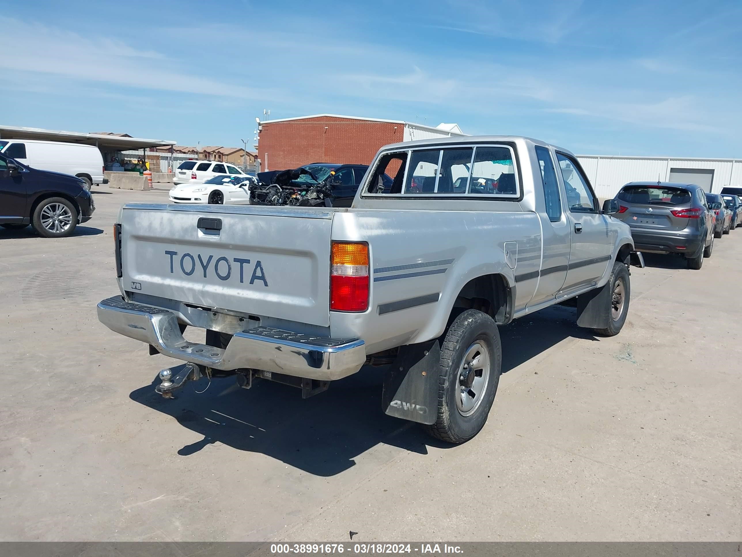 Photo 3 VIN: JT4VN13D5M5068671 - TOYOTA PICKUP 