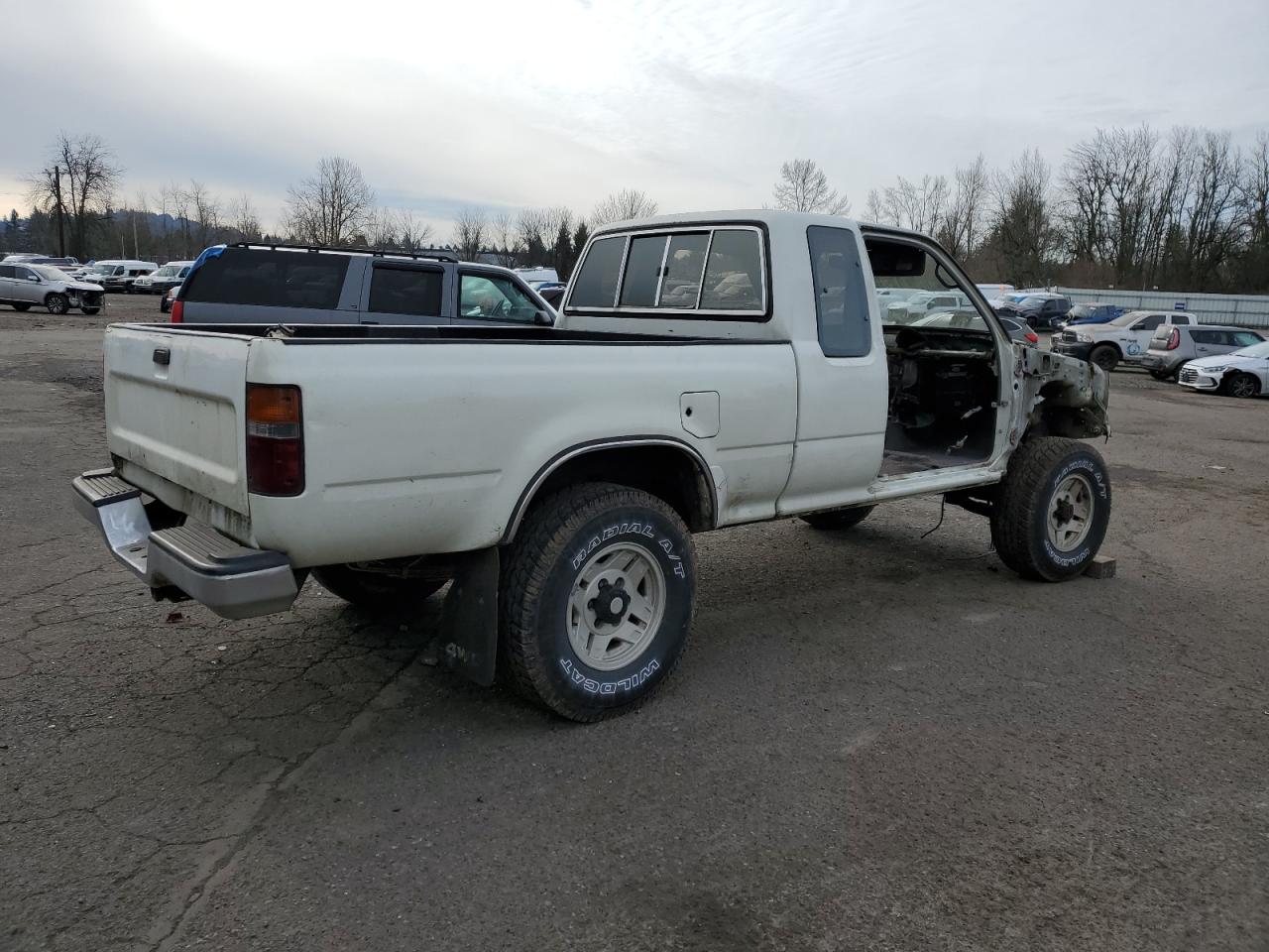 Photo 2 VIN: JT4VN13G6N5073308 - TOYOTA PICKUP 