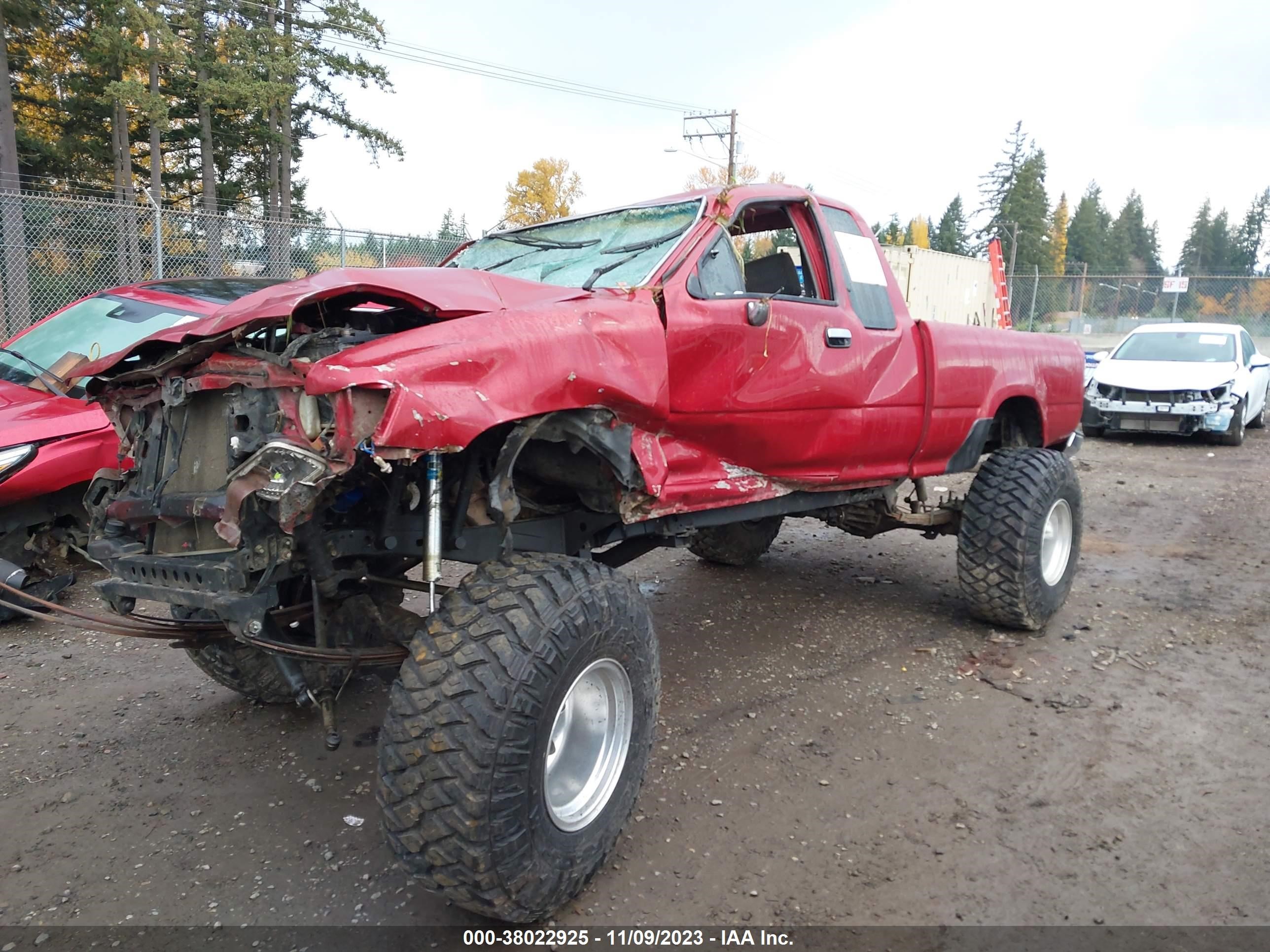 Photo 1 VIN: JT4VN13GXN5084263 - TOYOTA PICKUP 