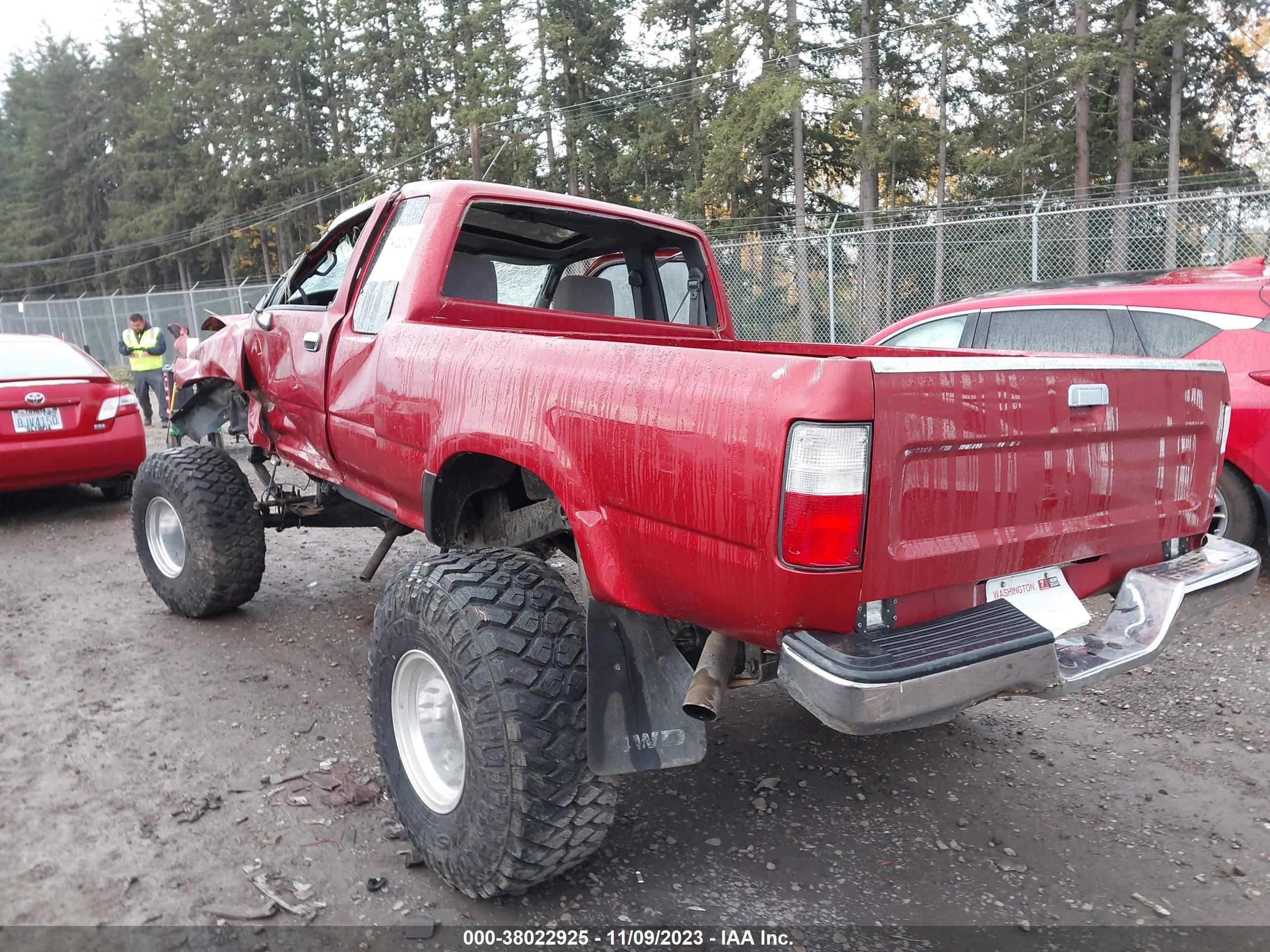 Photo 2 VIN: JT4VN13GXN5084263 - TOYOTA PICKUP 