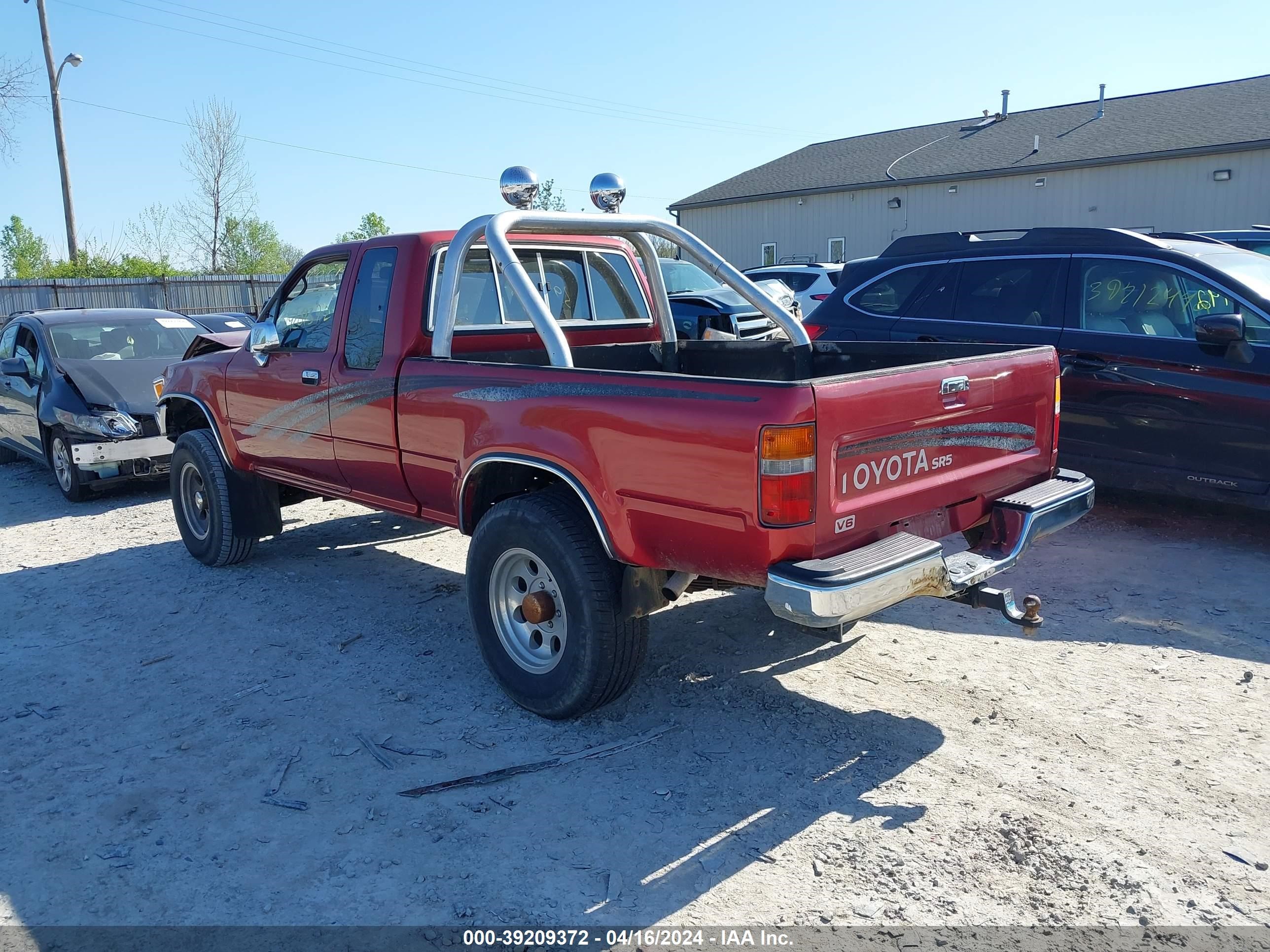 Photo 2 VIN: JT4VN13GXR5143222 - TOYOTA PICKUP 