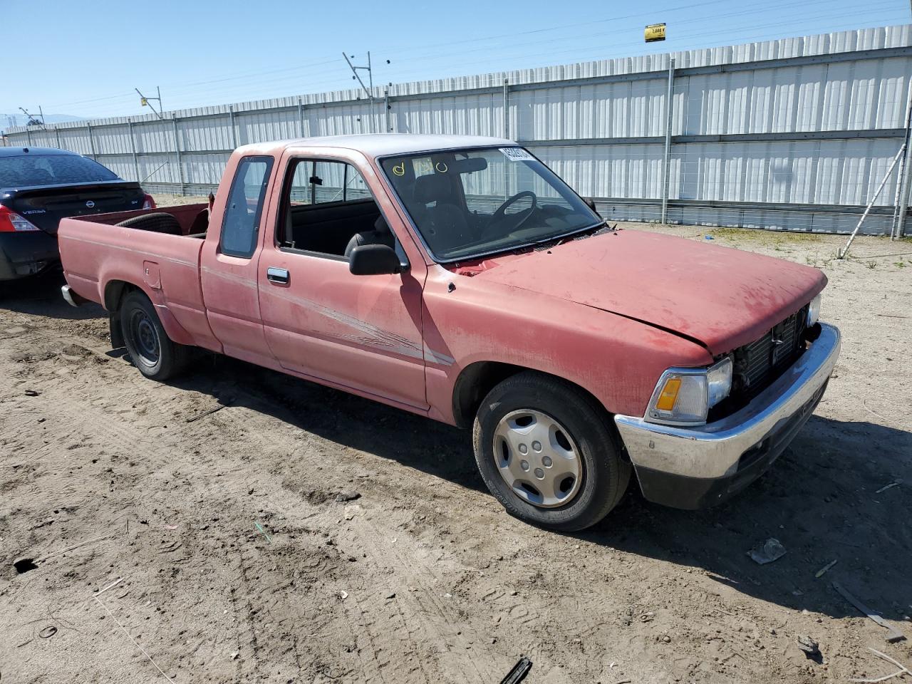 Photo 3 VIN: JT4VN93D1N5027728 - TOYOTA PICKUP 