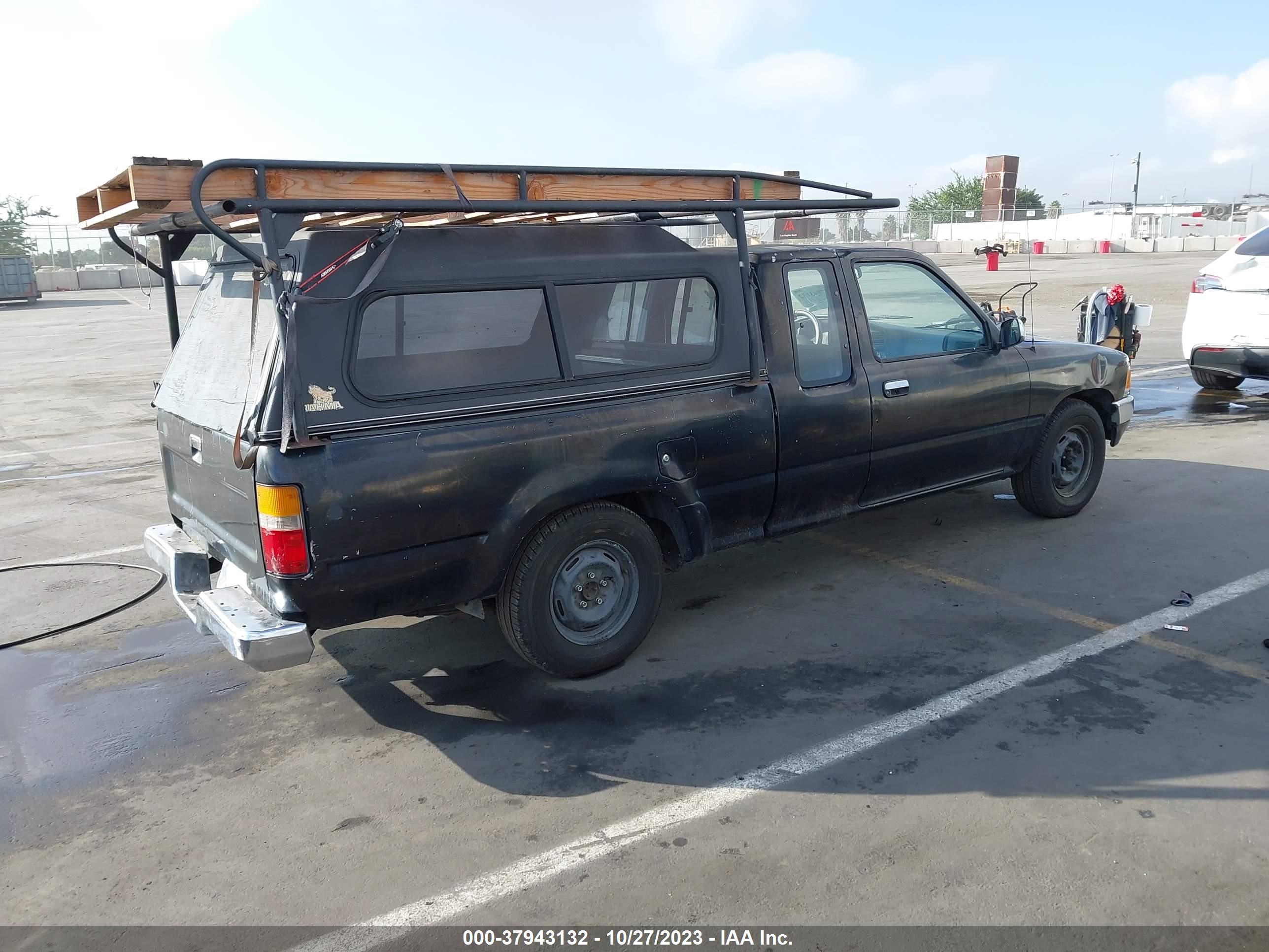 Photo 3 VIN: JT4VN93D2L5006979 - TOYOTA PICKUP 