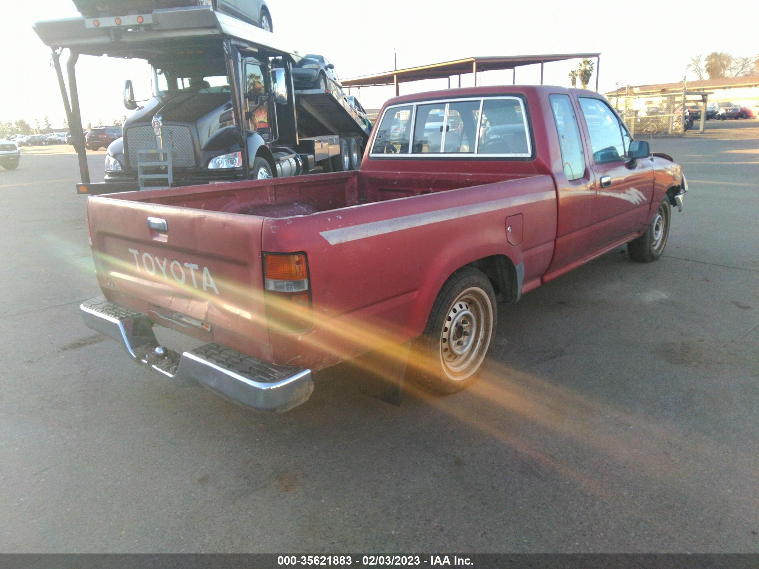 Photo 3 VIN: JT4VN93D5P5035706 - TOYOTA PICKUP 