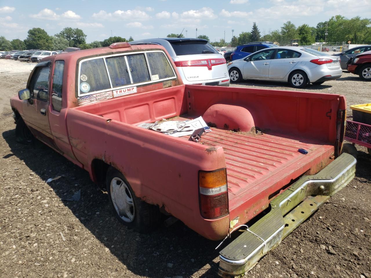 Photo 1 VIN: JT4VN93D8R5041793 - TOYOTA PICKUP 