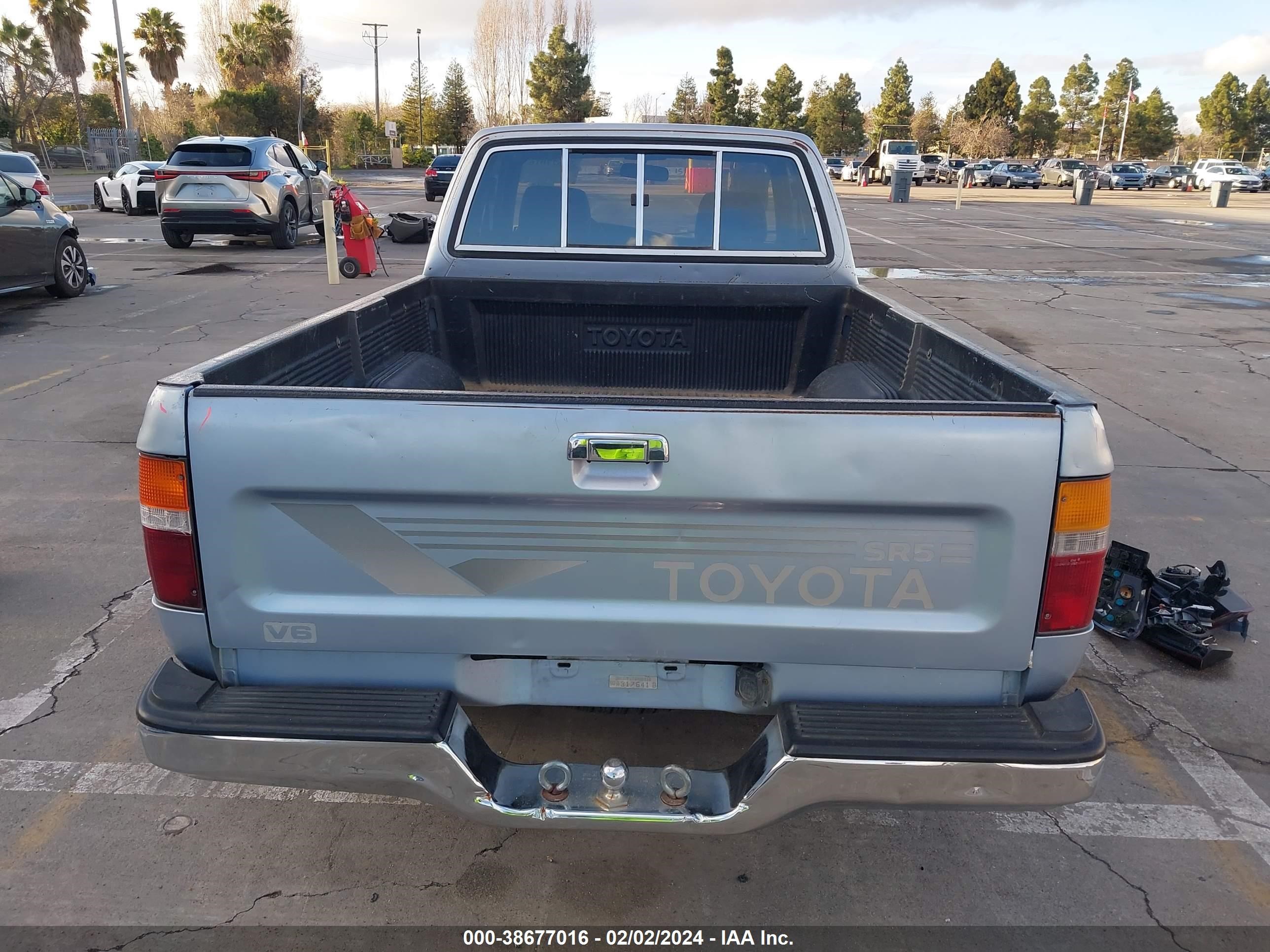 Photo 16 VIN: JT4VN93G2L5016437 - TOYOTA PICKUP 