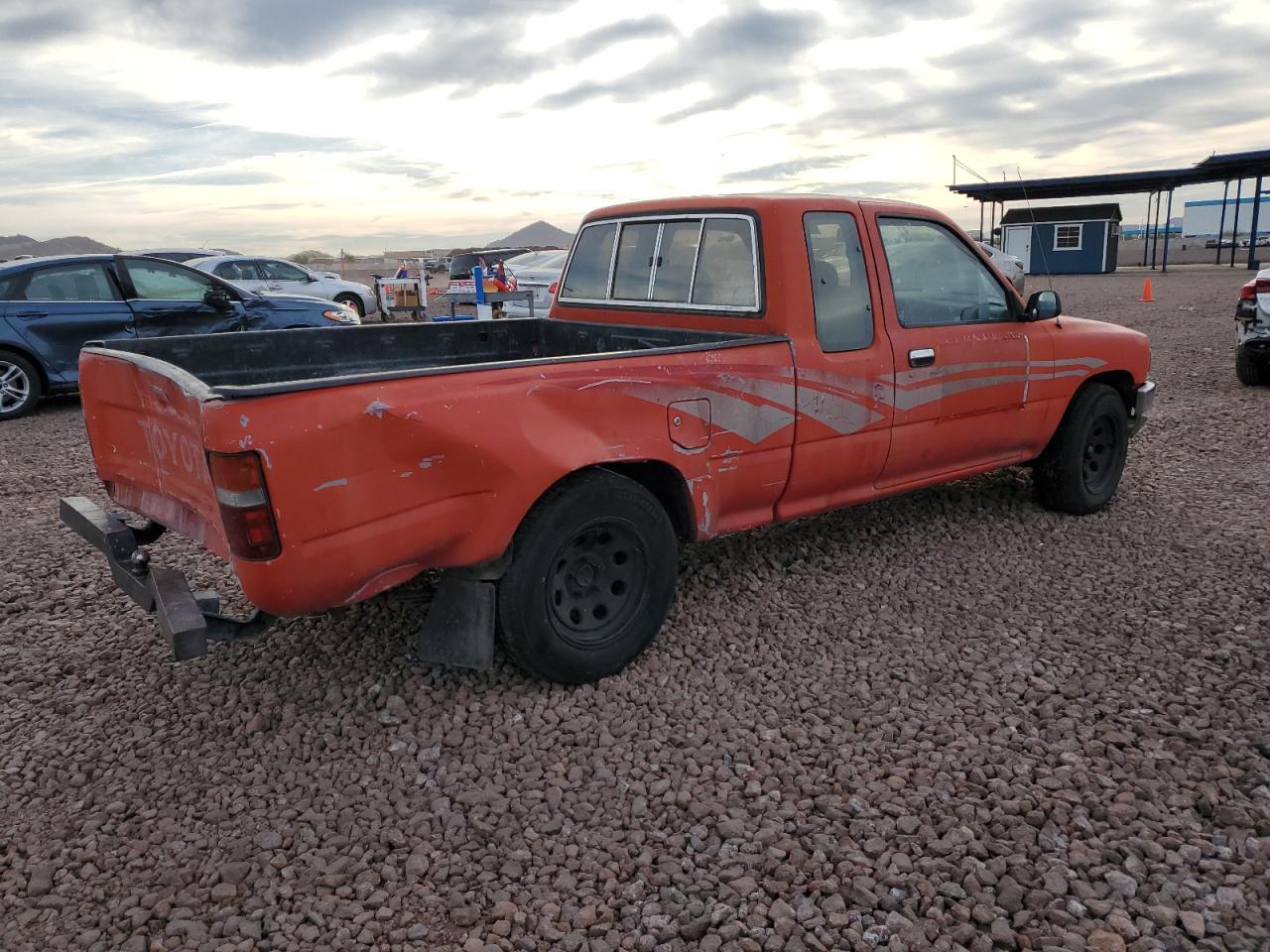 Photo 2 VIN: JT4VN93G9L5016158 - TOYOTA PICKUP 