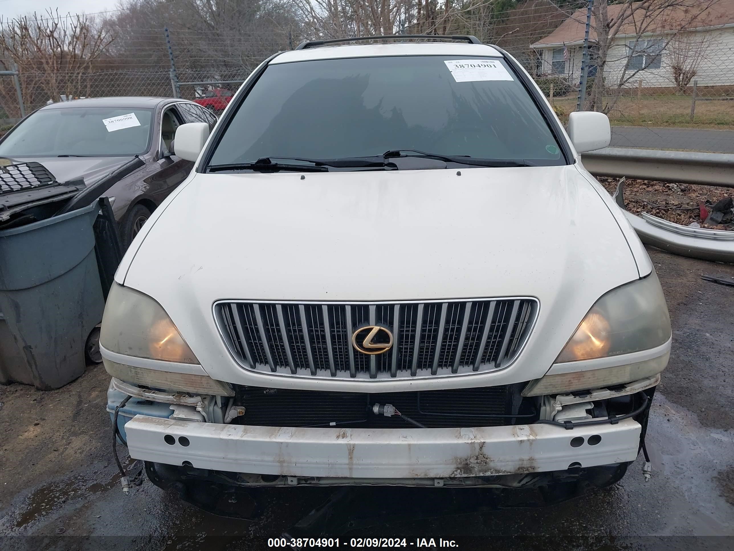 Photo 12 VIN: JT6GF10UXY0076818 - LEXUS RX 