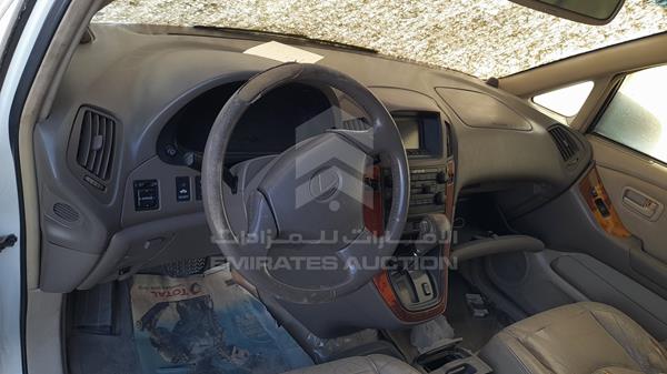 Photo 11 VIN: JT6HF10U2Y0132769 - LEXUS RX 300 