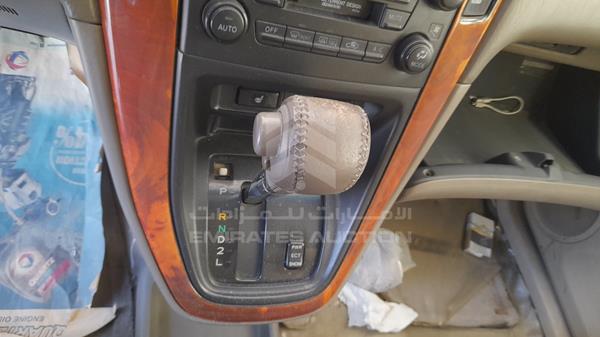 Photo 15 VIN: JT6HF10U2Y0132769 - LEXUS RX 300 