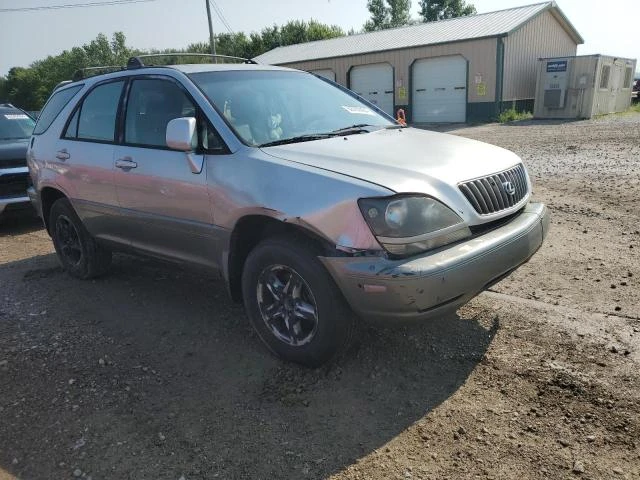 Photo 3 VIN: JT6HF10U3X0015202 - LEXUS RX 300 