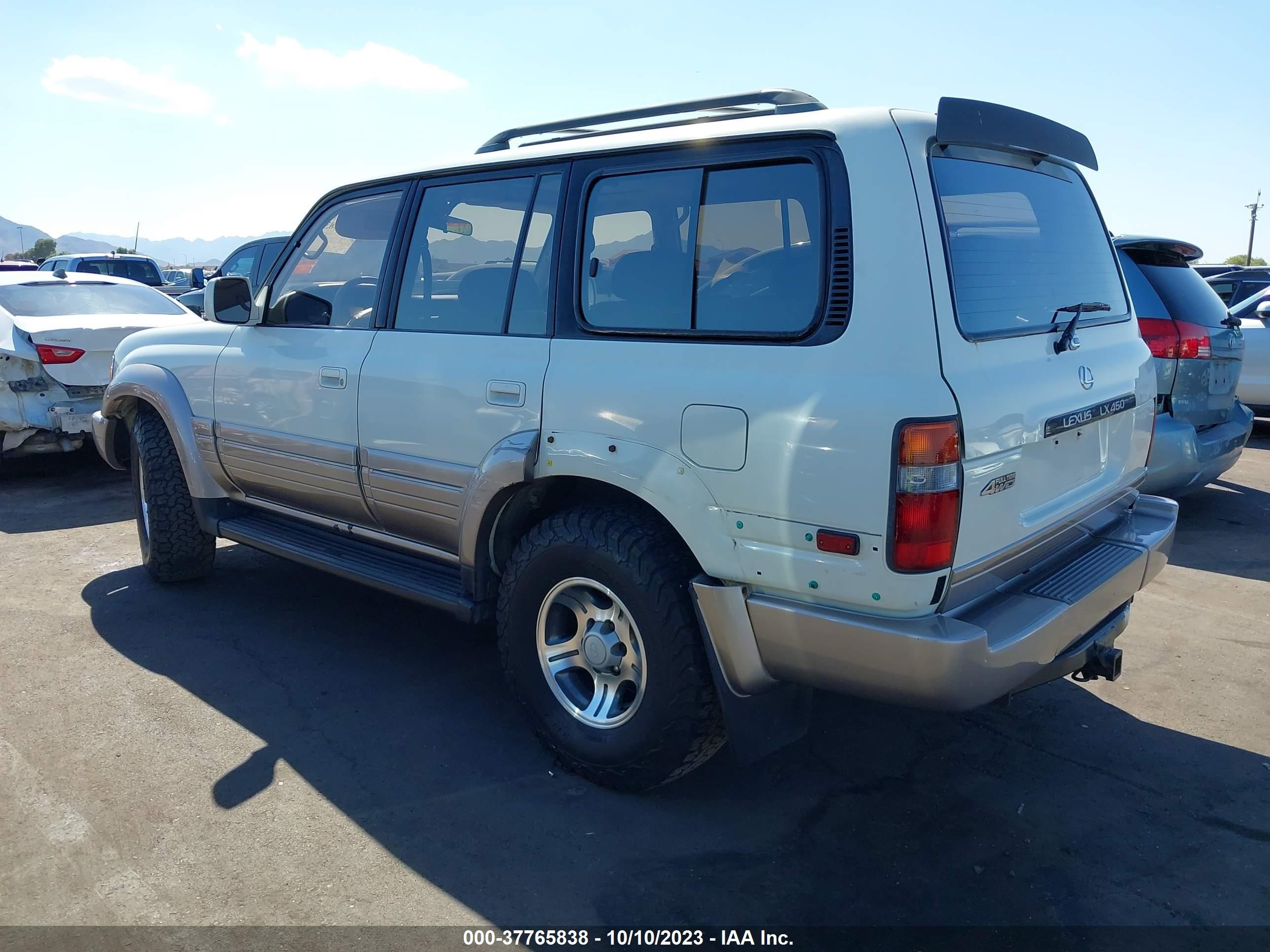 Photo 2 VIN: JT6HJ88J2T0136492 - LEXUS LX 